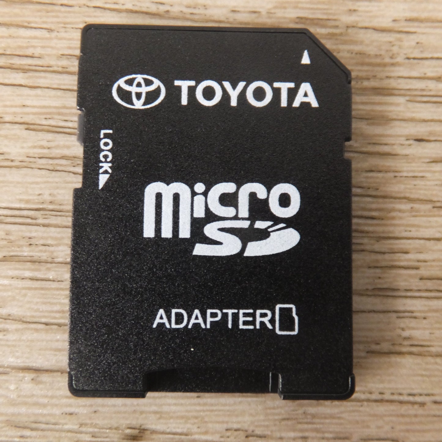[送料無料] ★トヨタ TOYOTA 地図SDカード 08675-0AM35 16GB　対応機種 SDナビゲーション NSZN-W64T 08545-00W41★