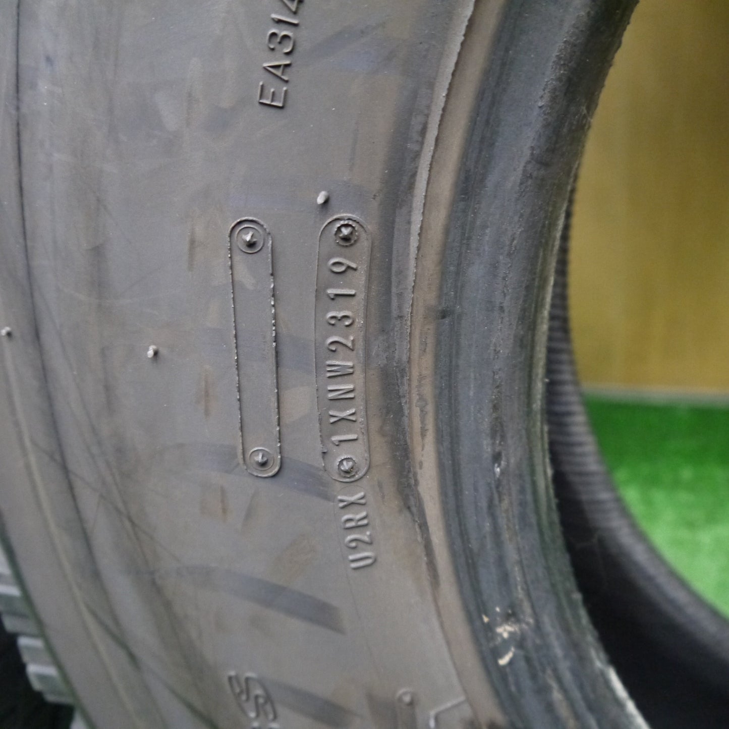 2本価格★トラック タイヤ 245/70R19.5 136/134J スタッドレス ダンロップ デクテス SP081 DECTES 19.5インチ★5122303Hスタ