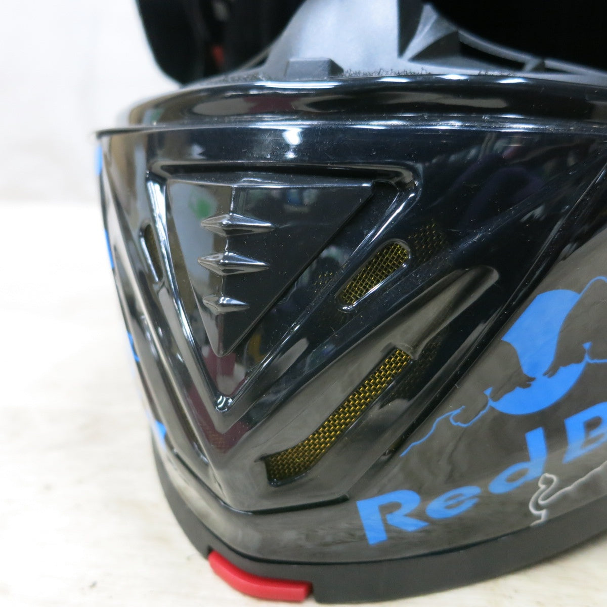 [送料無料] ◆レッドブル Redbull フルフェイスヘルメット XLサイズ シールド ブラック 黒 観賞用 ディスプレイ用◆