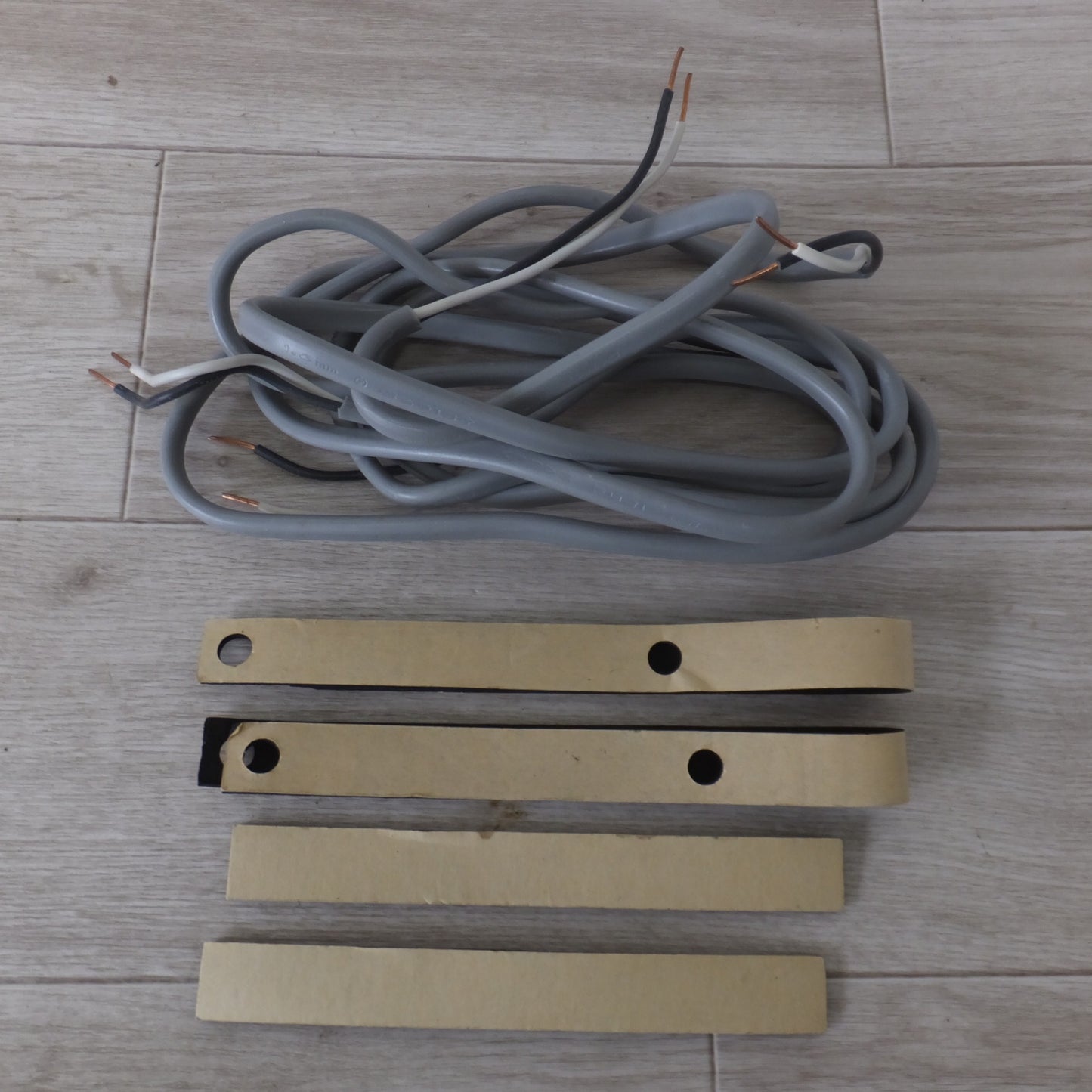 [送料無料] 現状品★アルトピア Altopia 床下用強制換気システム ACF-5111 屋内用 排気型　AC100V 50-60HZ 20/23W★