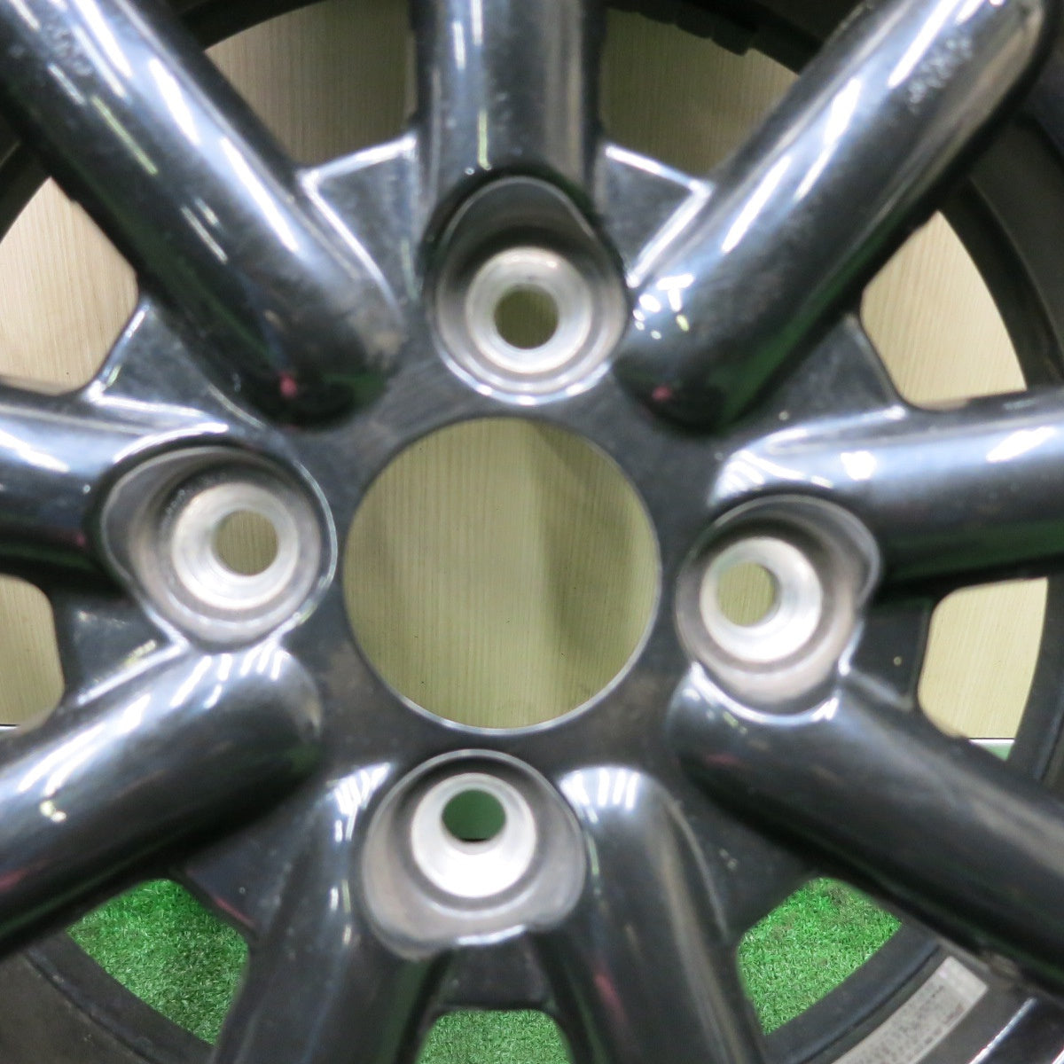 *送料無料* バリ溝！21年！8.5分★軽サイズ 165/60R14 ヨコハマ BluEarth-RV RV03 CK ブルーアース 社外 アルミ 14インチ PCD100/4H★4051909HAノ