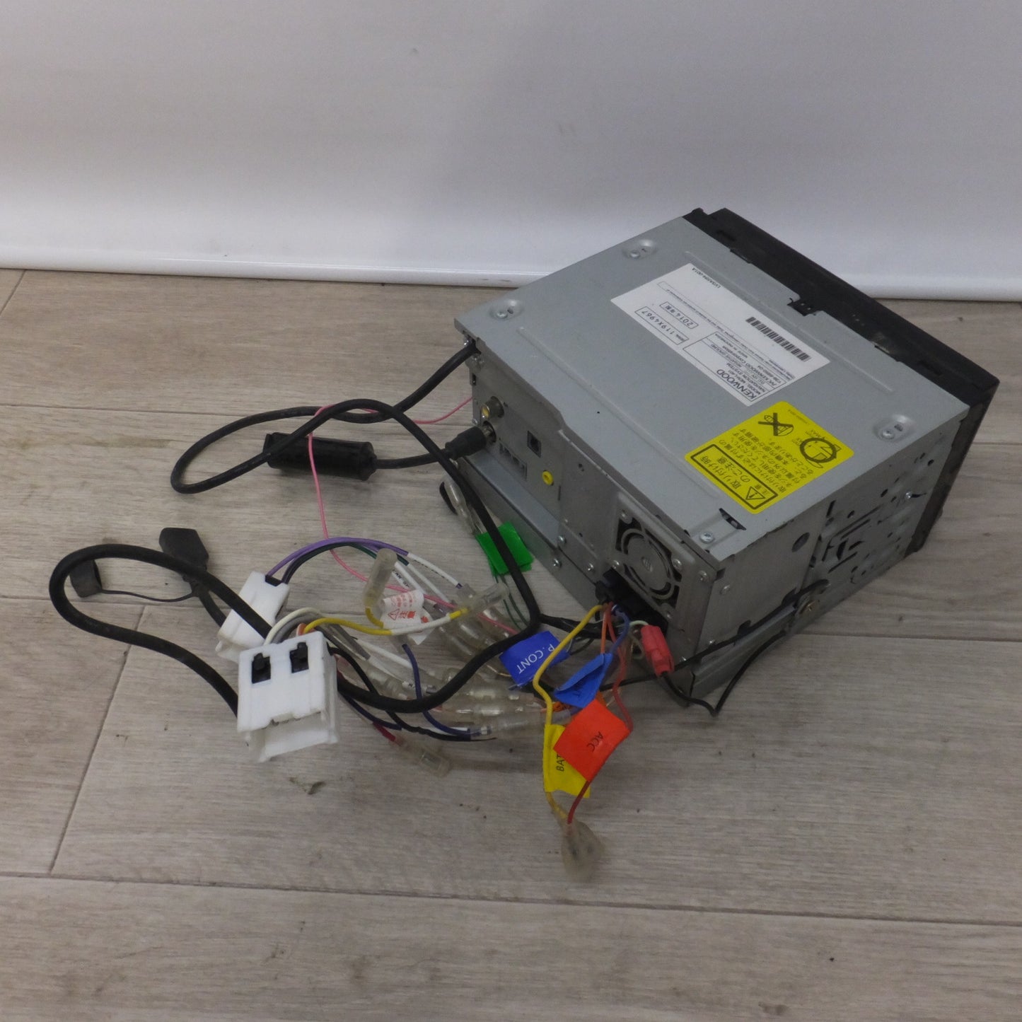 [送料無料] 現状品★ケンウッド KENWOOD メモリーナビゲーション MDV-L501[19]★