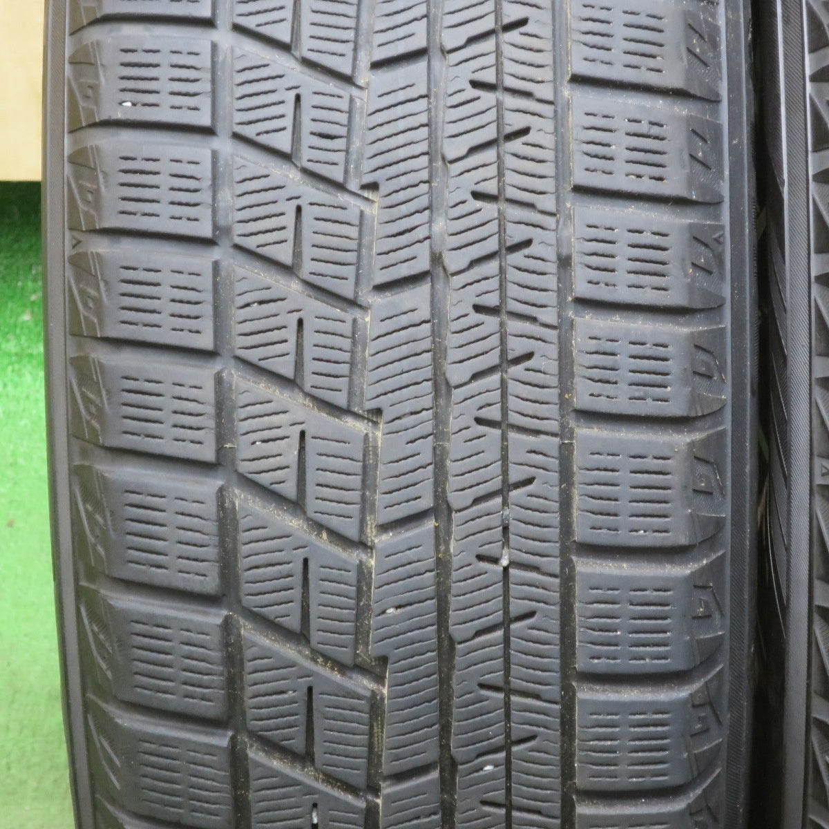 バリ溝！21年！キレイ！9分★スタッドレス 215/60R17 ヨコハマ アイスガード iG60 RiZLEY ライツレー 17インチ PCD114.3/5H★5112810TTス