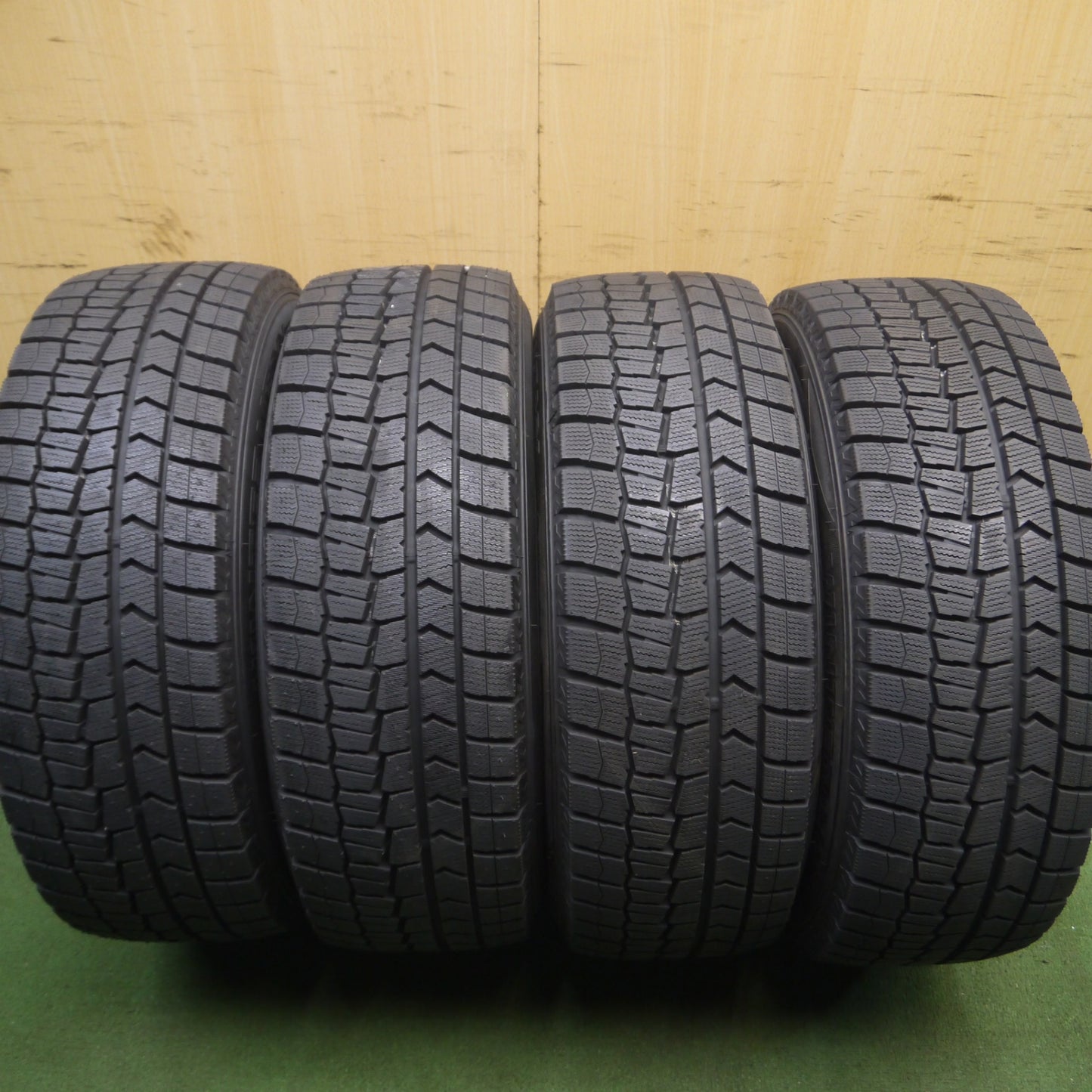 *送料無料* バリ溝！22年！キレイ！ほぼ10分★スタッドレス 215/60R16 ダンロップ ウインターマックス WM02 SCHNEIDER シュナイダー PCD114.3/5H★4031313Hス