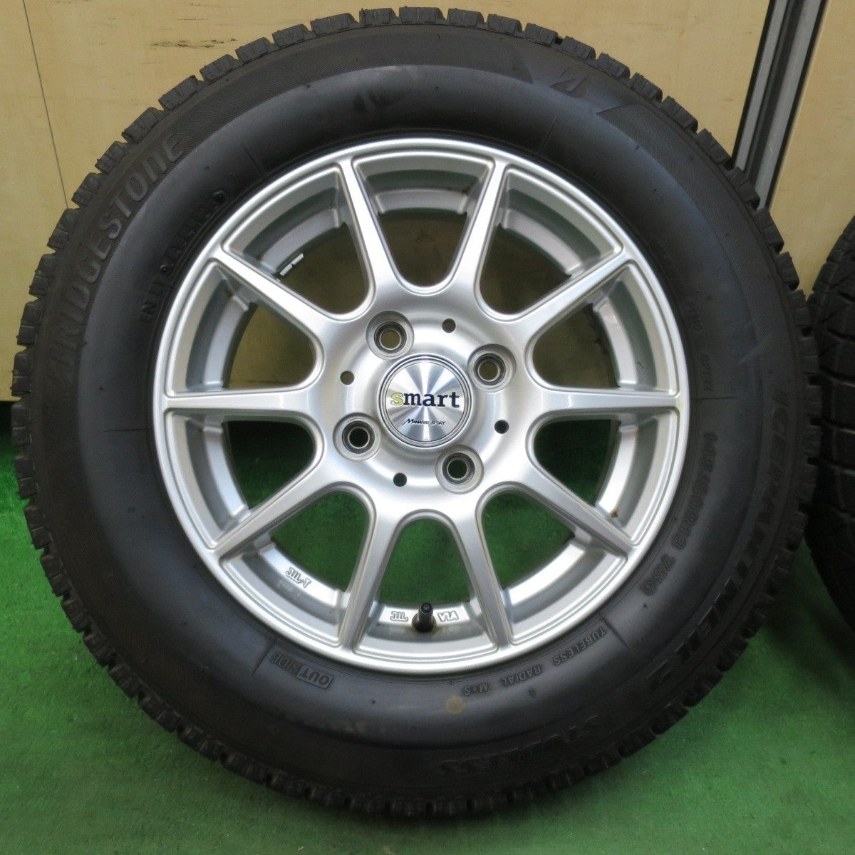 バリ溝！23年！9.5分以上★スタッドレス 145/80R13 ブリヂストン アイスパートナー2 smart MANARAY SPORT スマート マナレイ 13インチ PCD100/4H★5013112イス