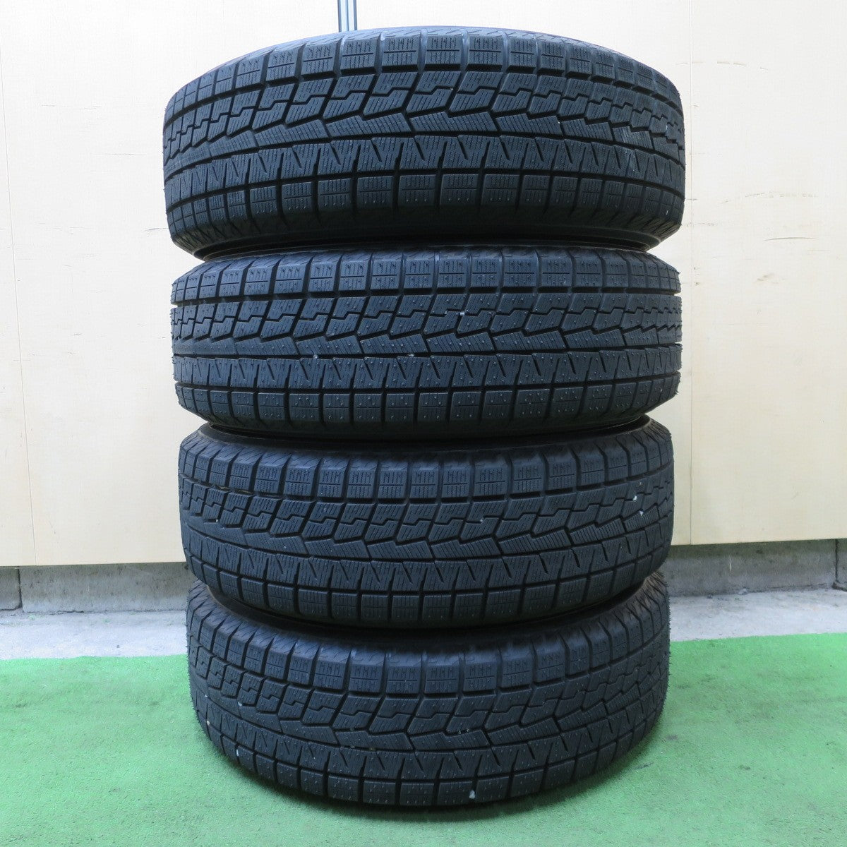 ほぼ未使用！25年！キレイ★ロッキー ライズ 等 195/65R16 スタッドレス ヨコハマ アイスガード iG70 CEREBRO WA45 セレブロ 16インチ PCD100/5H★6042901NGス