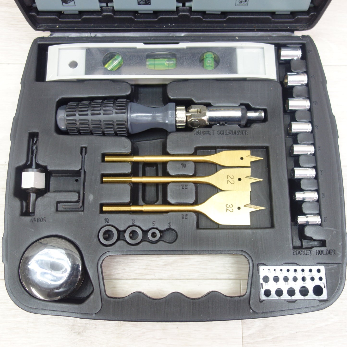 [送料無料] 美品！セット☆BOSCH ボッシュ アクセサリー セット ドリル ビット ソケット 等 工具 道具☆