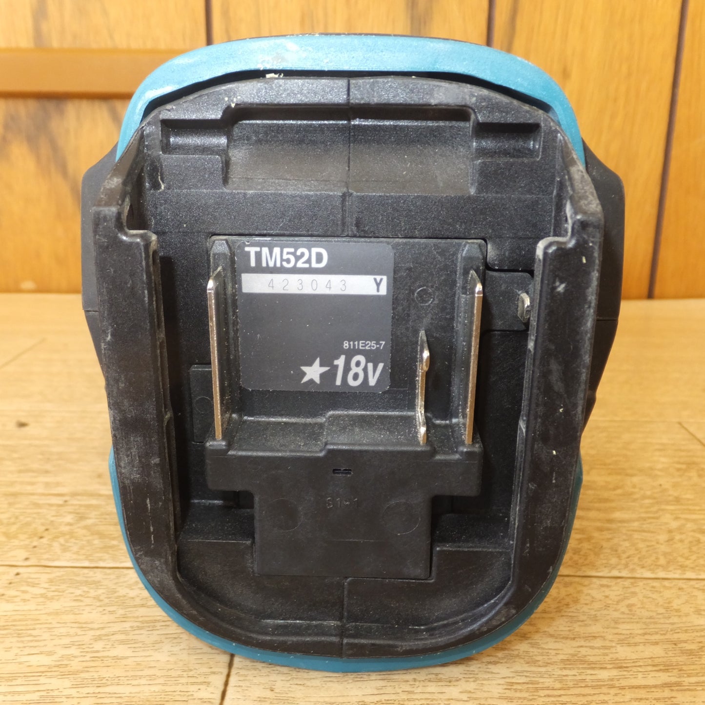 [送料無料] ★マキタ makita 充電式マルチツール TM52D 18V　本体 付属品 のみ　バッテリ なし★
