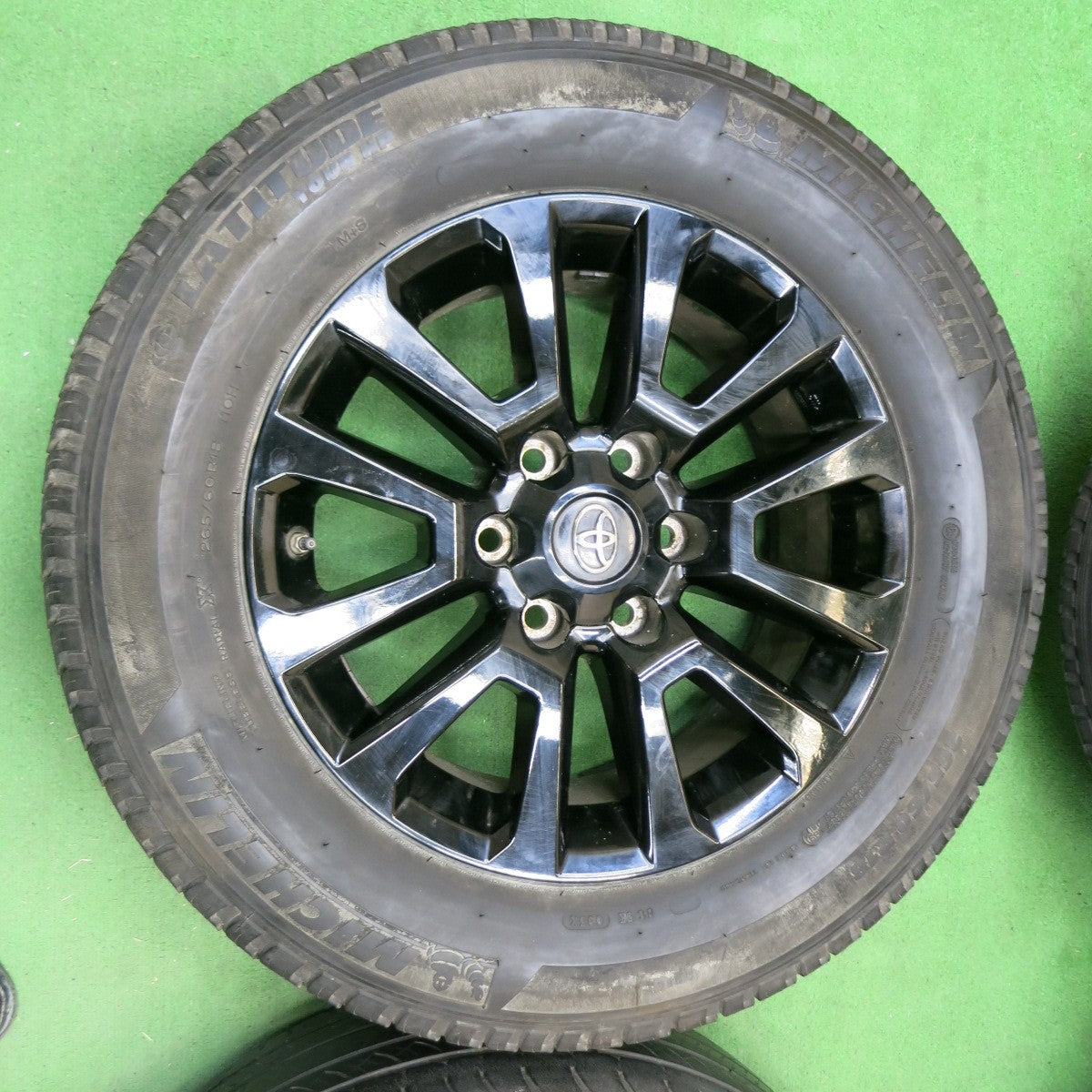 [送料無料] 4本！22年★トヨタ 150系 ランクル プラド ブラックエディション 純正 265/60R18 ミシュラン LATITUDE TOUR HP PCD139.7/6H★4100102ナノ
