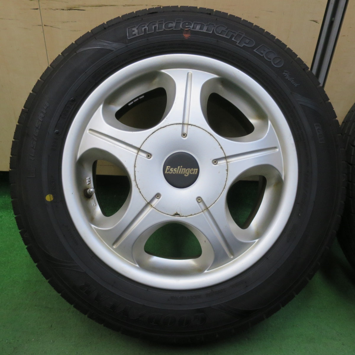 バリ溝！24年！9.5分以上★185/65R14 グッドイヤー EfficientGrip ECO hybrid EG01 Esslingen 14インチ PCD100 114.3/4H マルチ★5061303イノ