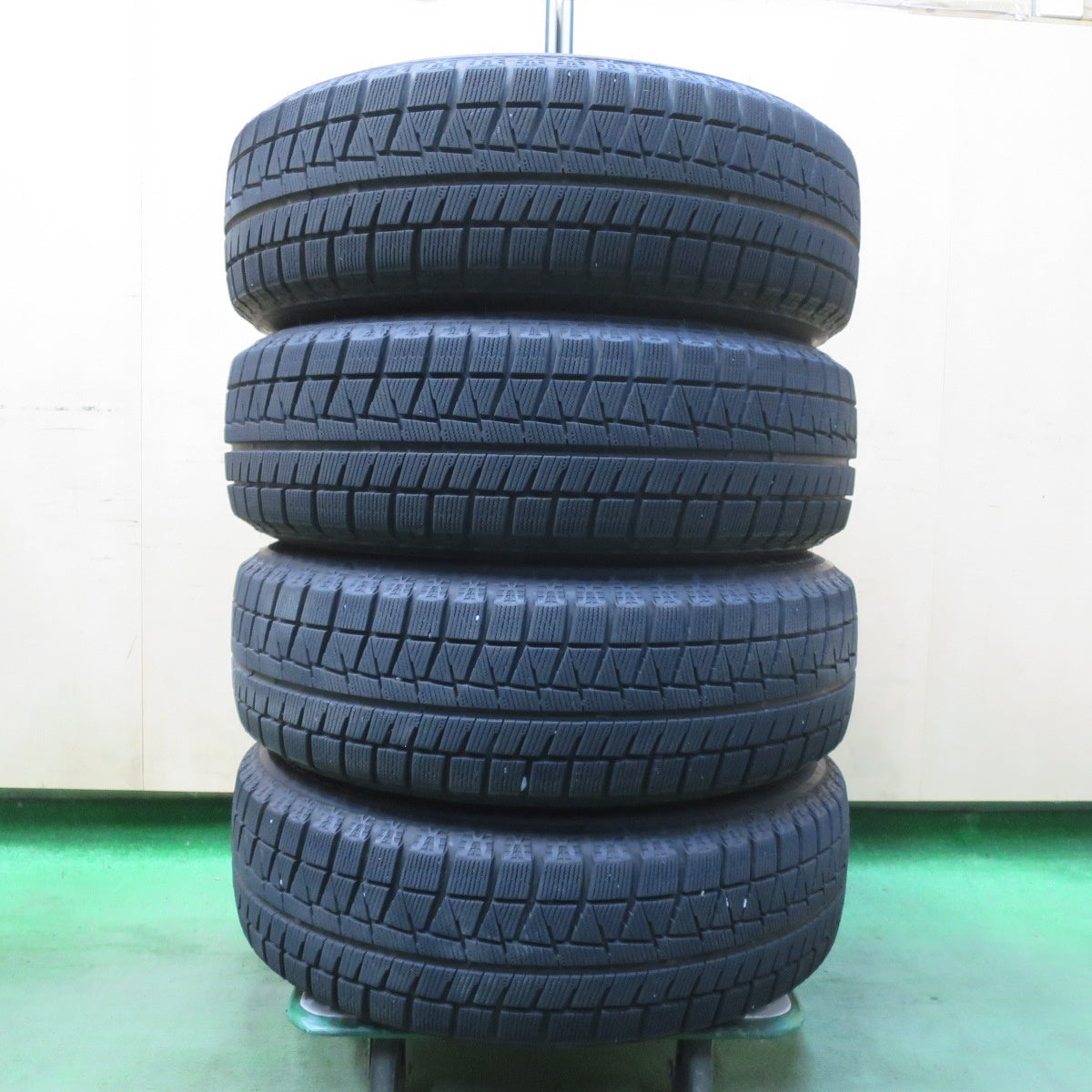 バリ溝！21年！9分★スタッドレス 195/65R15 ブリヂストン アイスパートナー2 SIBILLA NEXT GS-5 シビラ 15インチ PCD114.3/5H★5111404イス