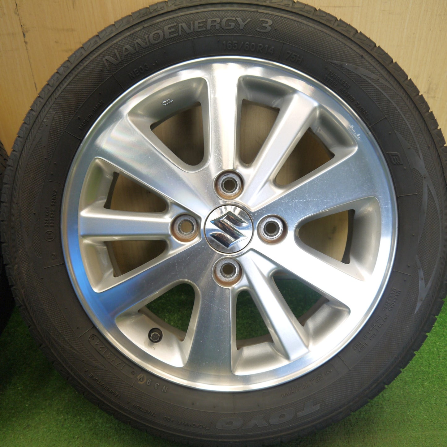 4本価格！24年★スズキ エブリィ ワゴン 純正 165/60R14 トーヨー ナノエナジー3 14インチ PCD100/4H★6051303Hノ