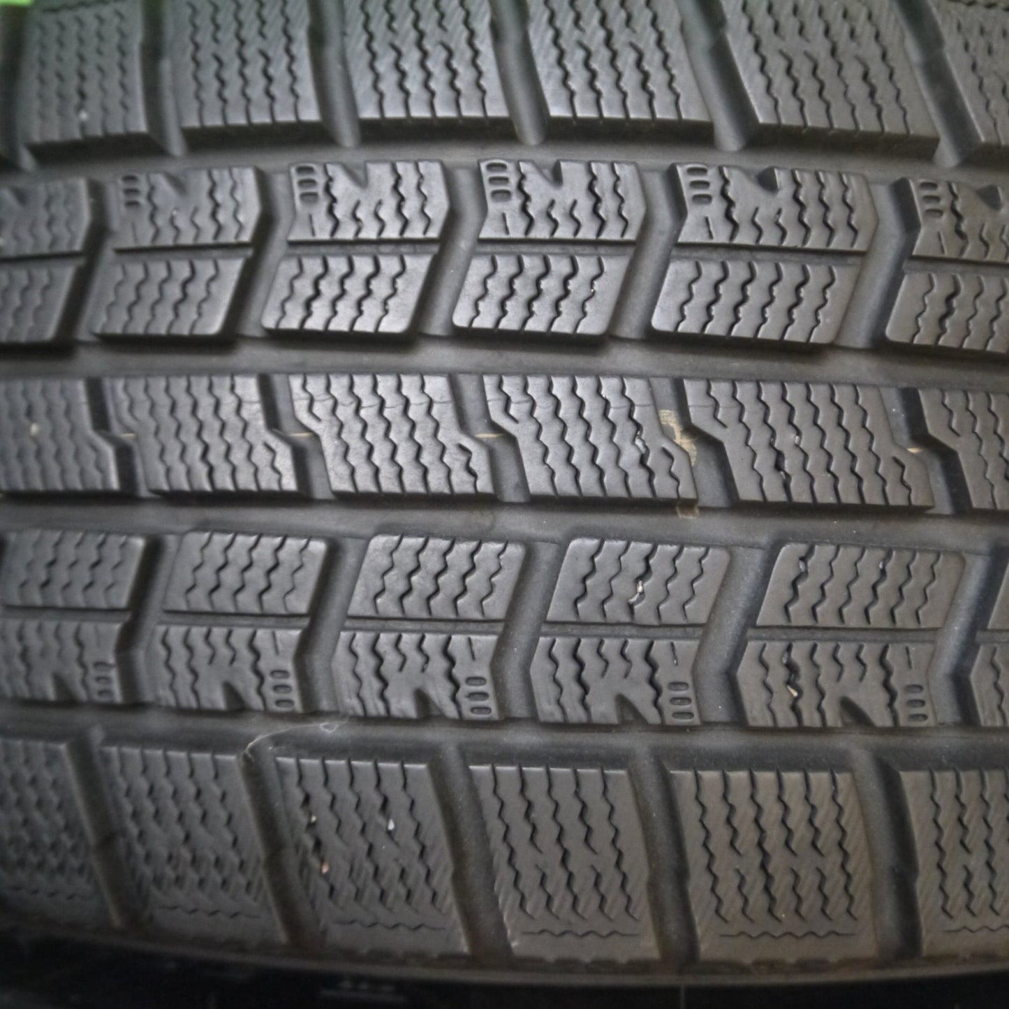 [送料無料] バリ溝！21年！キレイ！9.5分★スタッドレス 205/65R16 グッドイヤー アイスナビ7 MANARAY SPORT マナレイスポーツ 16インチ PCD114.3/5H★4120211Hス