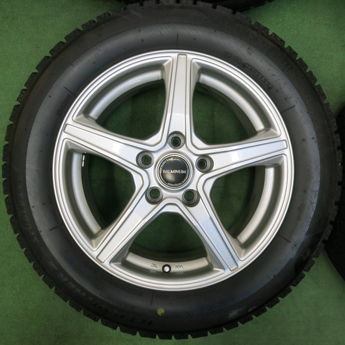 [送料無料] バリ溝！23年！キレイ！ほぼ10分★スタッドレス 205/60R16 ブリヂストン アイスパートナー2 BALMINUM バルミナ 16インチ PCD114.3/5H★4112905SYス