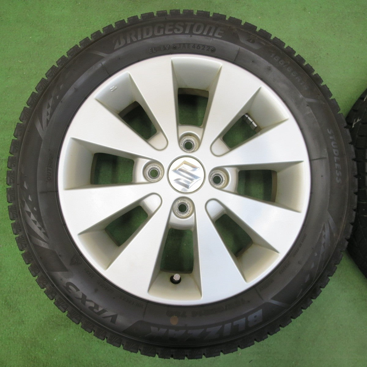 バリ溝！22年！ほぼ10分★スズキ ワゴンR 純正 155/65R14 スタッドレス ブリヂストン ブリザック VRX3 14インチ PCD100/4H★5011812イス