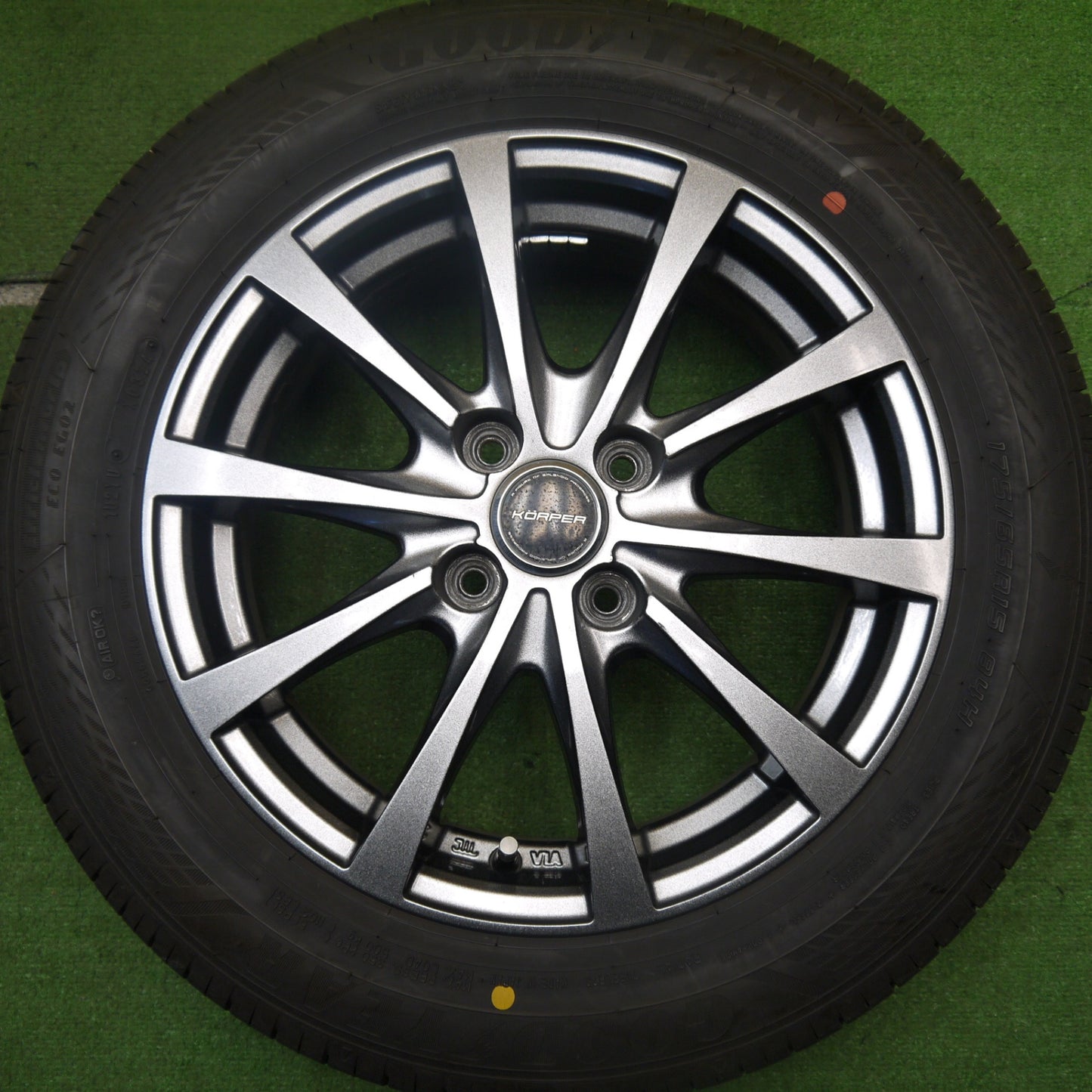 [送料無料] バリ溝！24年！キレイ！9.5分★175/65R15 グッドイヤー EfficientGrip ECO EG02 KORPER ケルパー 15インチ PCD100/4H★5032501Hノ