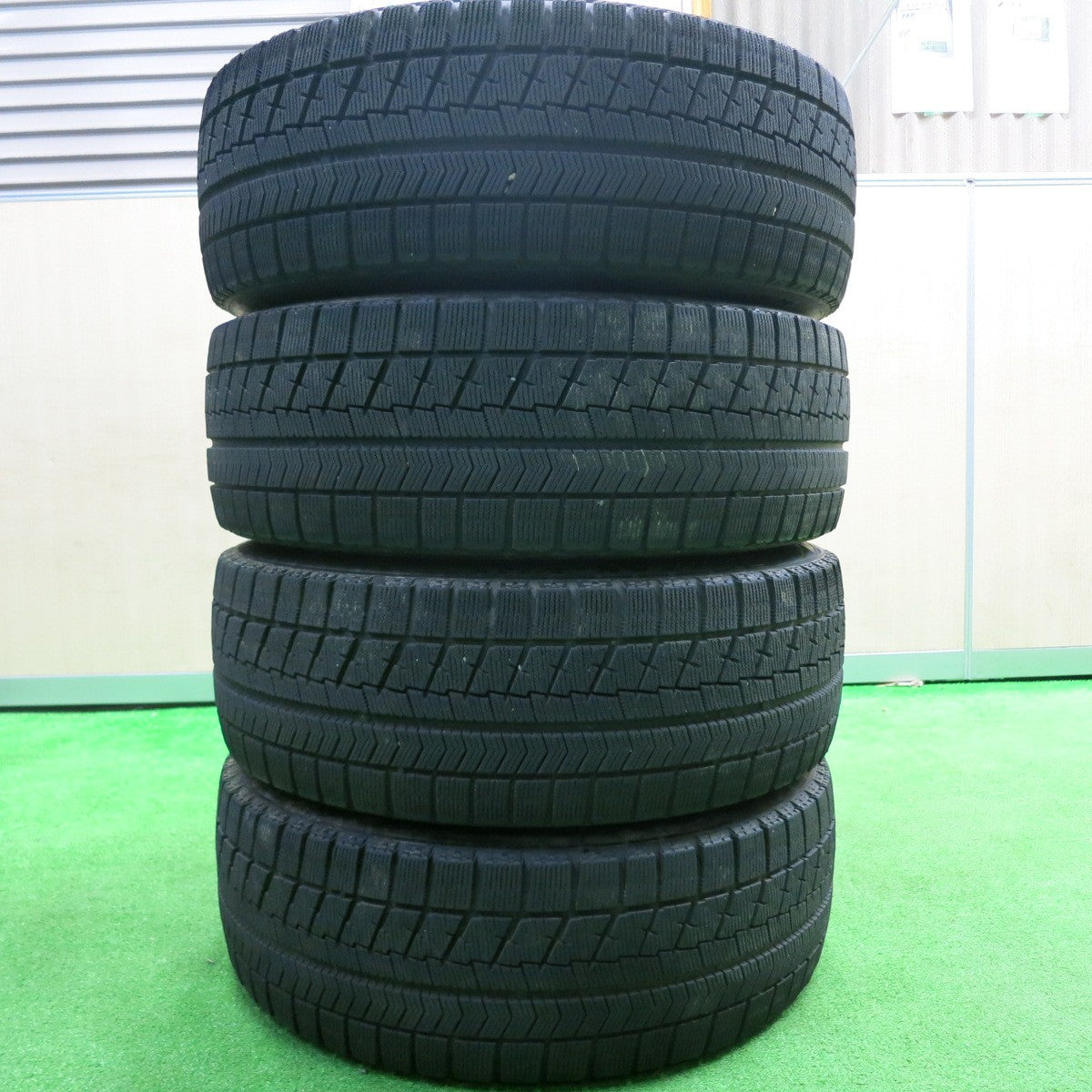 [送料無料] 4本価格★スタッドレス 225/45R18 ブリヂストン ブリザック VRX WIZARD ATECH ウィザード PCD114.3/5H★4102905HAス