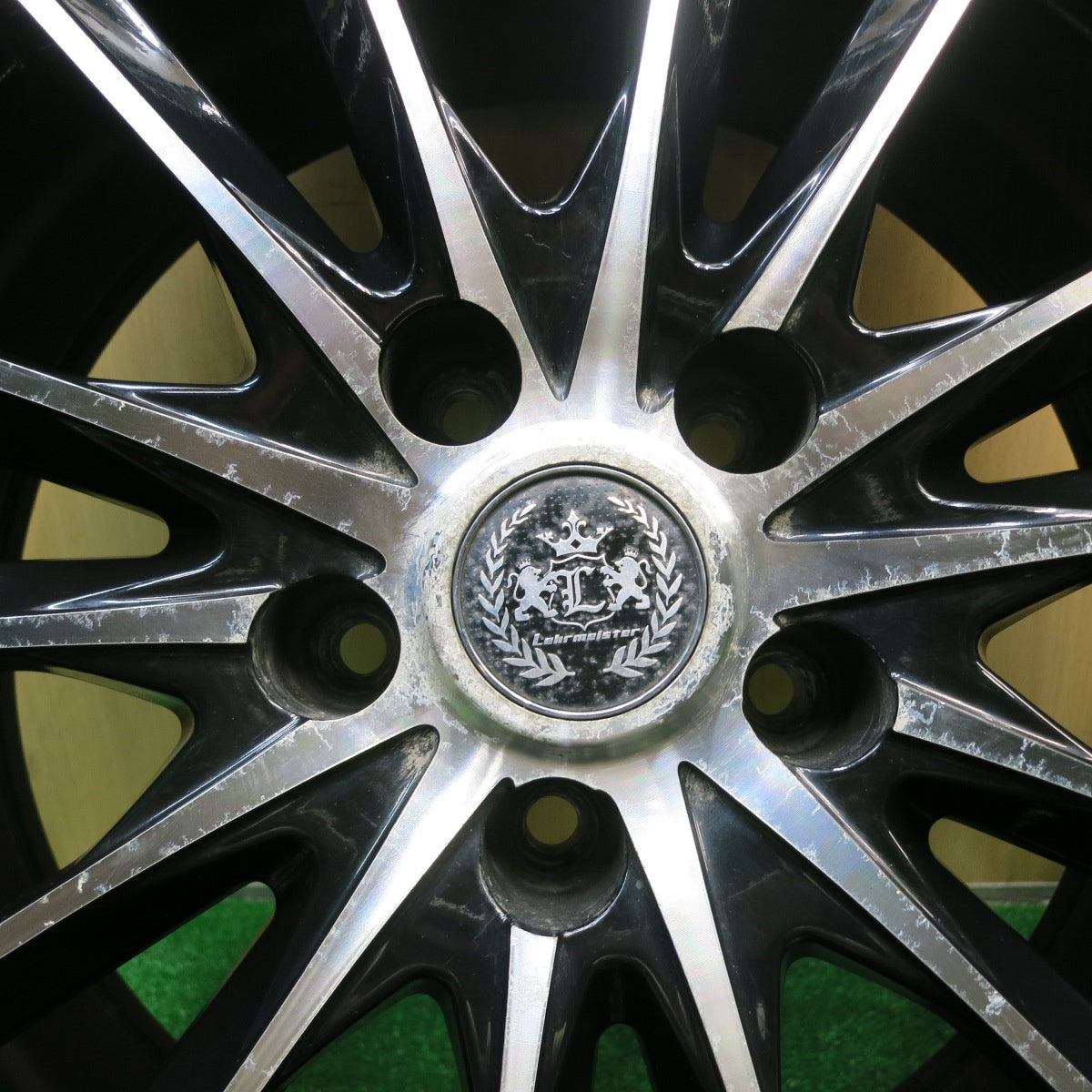 4本価格★Lehrmeister SOLAIA V7 235/50R18 スタッドレス ピレリ アイスアシンメトリコ レアマイスター ソライア 18インチ PCD114.3/5H★5041808TNノ