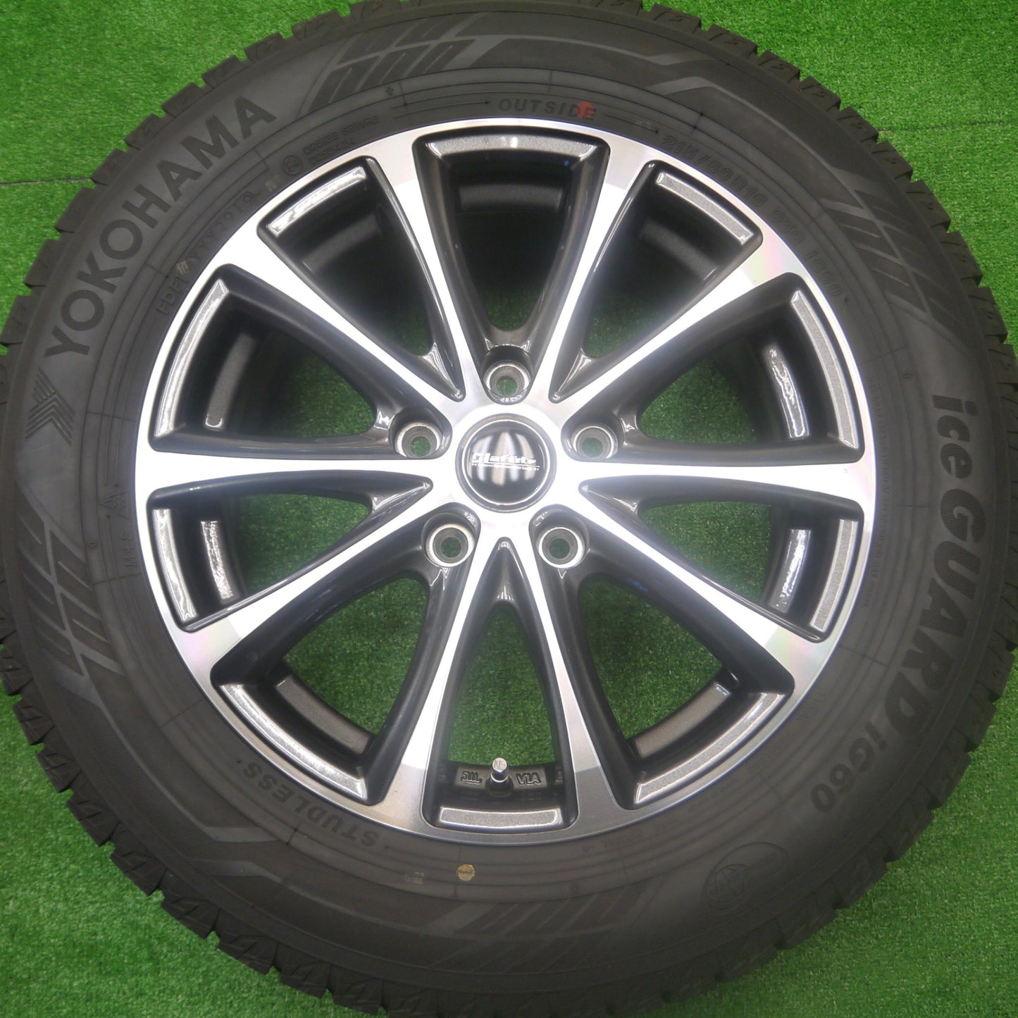 *送料無料* バリ溝！キレイ！9.5分★スタッドレス 215/60R16 ヨコハマ アイスガード iG60 Laffite ラフィット 16インチ PCD114.3/5H★4081906Hス