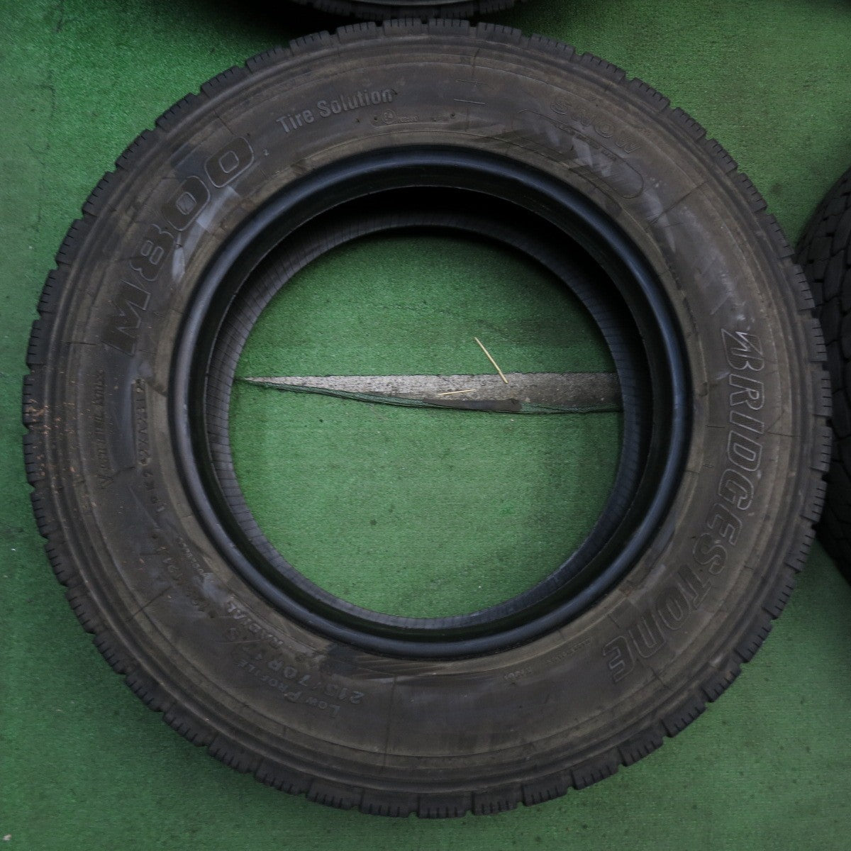 バリ溝！8.5分！6本★トラック タイヤ 215/70R17.5 123/121J ブリヂストン M800 ミックス オールシーズン 17.5インチ★6072908KKスタ