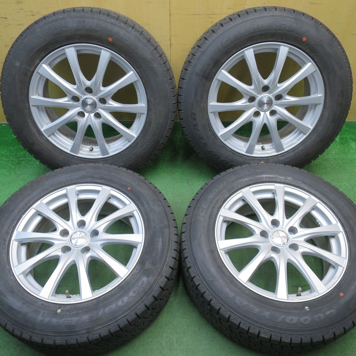 バリ溝！24年！キレイ！9.5分以上★スタッドレス 225/65R17 グッドイヤー アイスナビ SUV ravrion RS01 ラブリオン 17インチ PCD114.3/5H★6021007NJス
