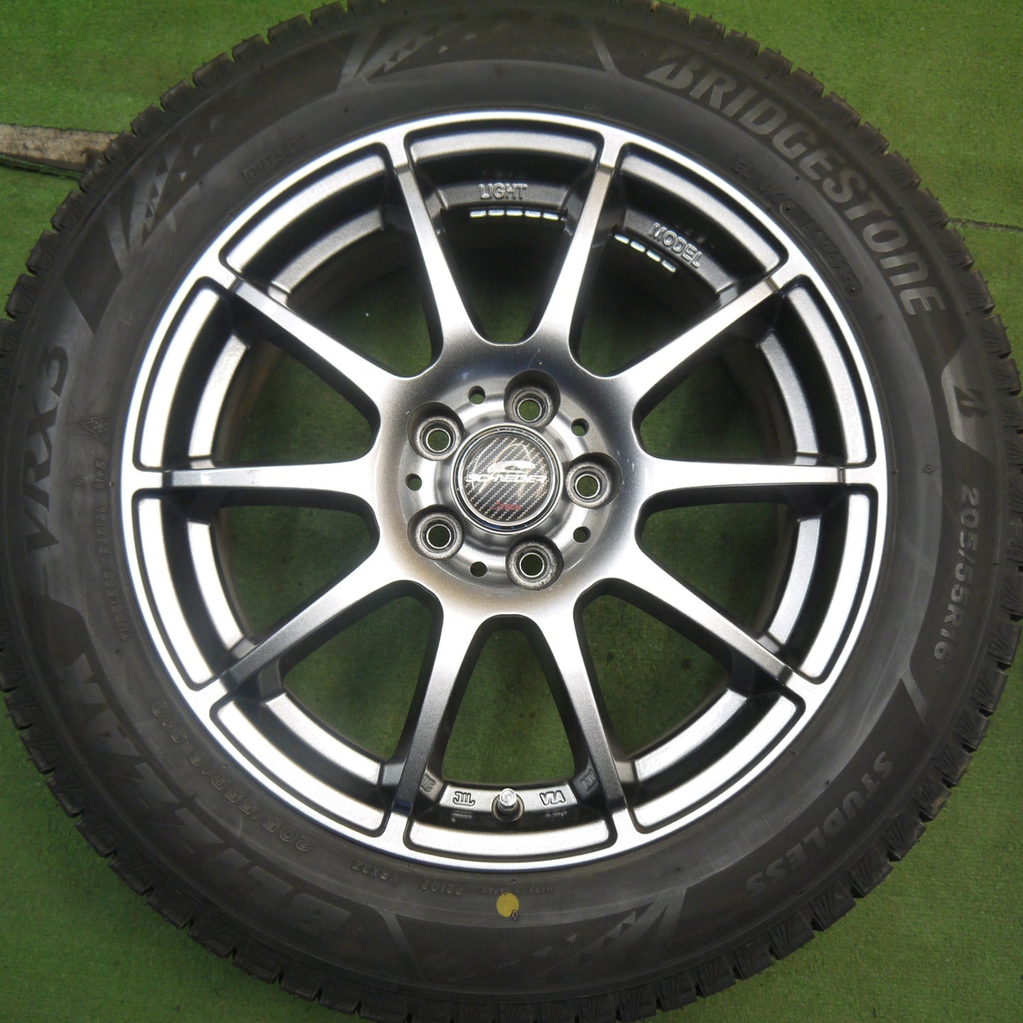 バリ溝！23年！キレイ！9.5分◎インプレッサ 等 205/55R16 スタッドレス ブリヂストン ブリザック VRX3 SCHNEIDER シュナイダー 16インチ PCD100/5H◎6062601Hス