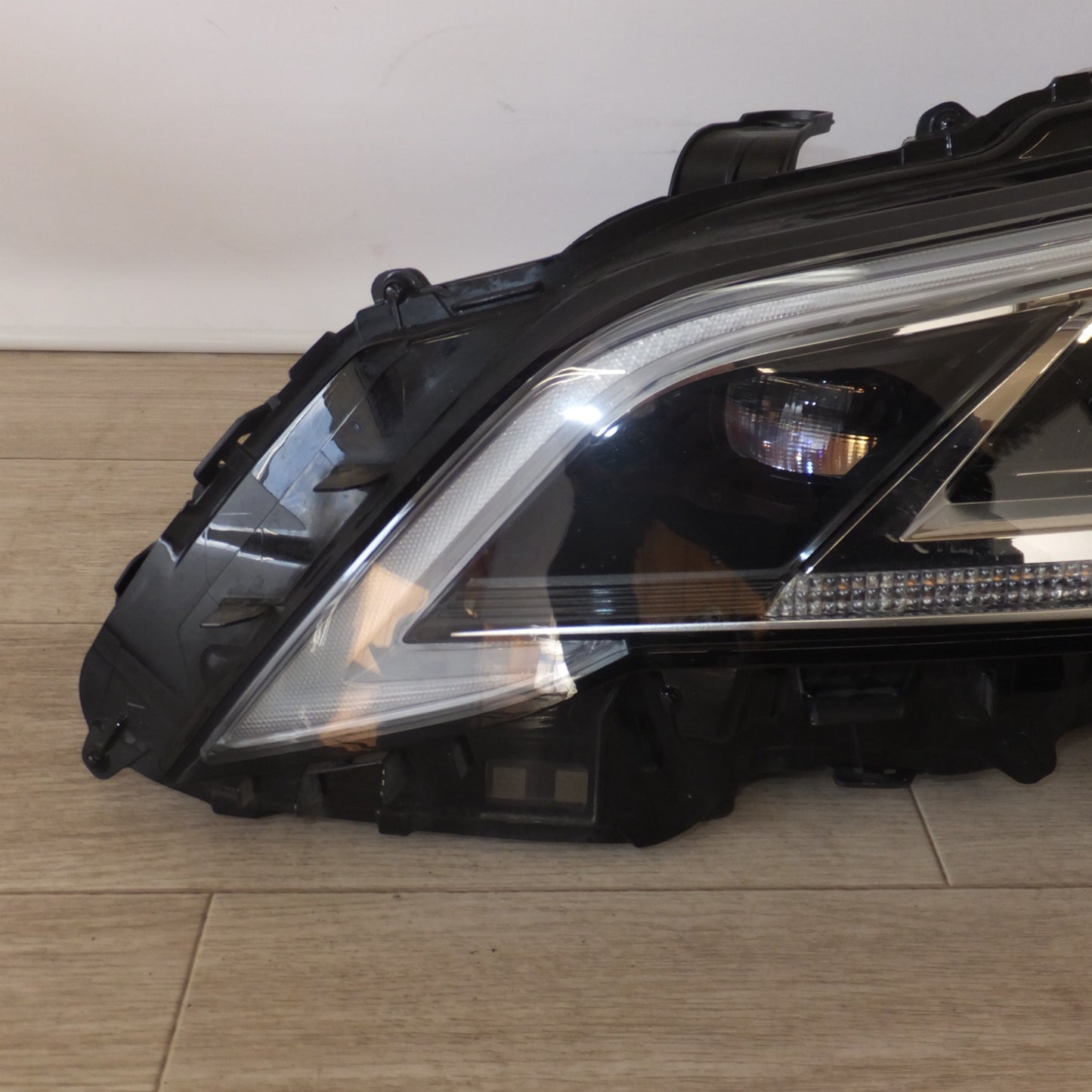 [送料無料] 現状品★トヨタ TOYOTA 純正 クラウン 220系 LED ヘッドライト KOITO 30-452 左　ステー割れ ハウジング割れ★
