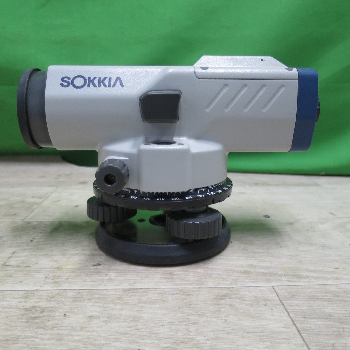 [送料無料] キレイ☆ソキア SOKKIA 防水型 自動 オート レベル B30A ケース付き 測量 建築☆