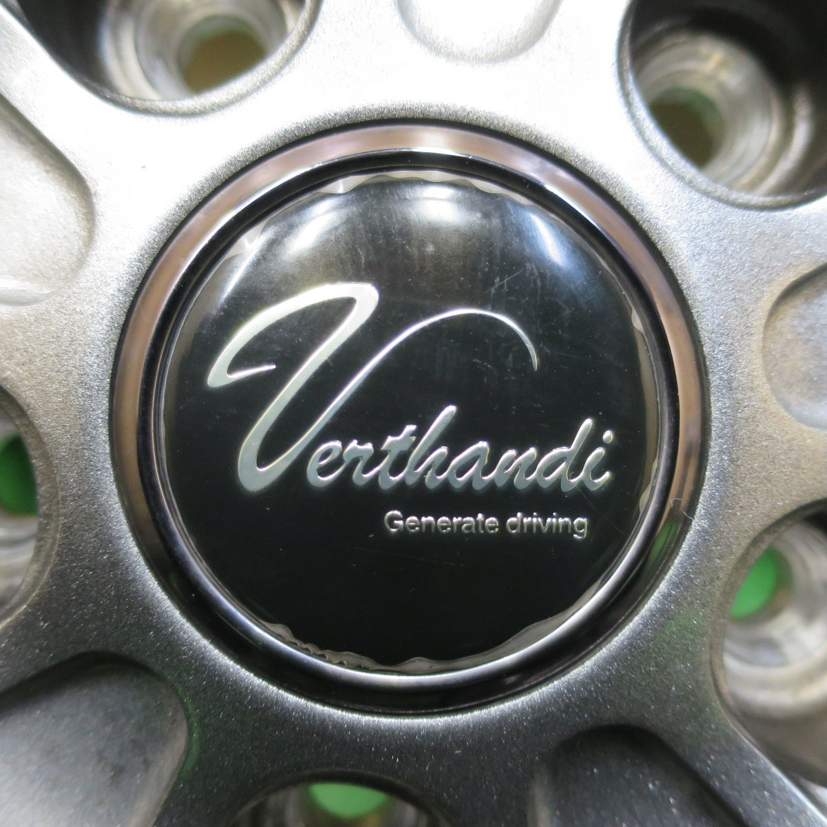 [送料無料] バリ溝！22年！キレイ！9.5分★スタッドレス 215/60R16 ナンカン アイスアクティバ AW-1 Verthandi ヴェルザンディ ヴェルサンディ 16インチ PCD114.3/5H★4112504イス