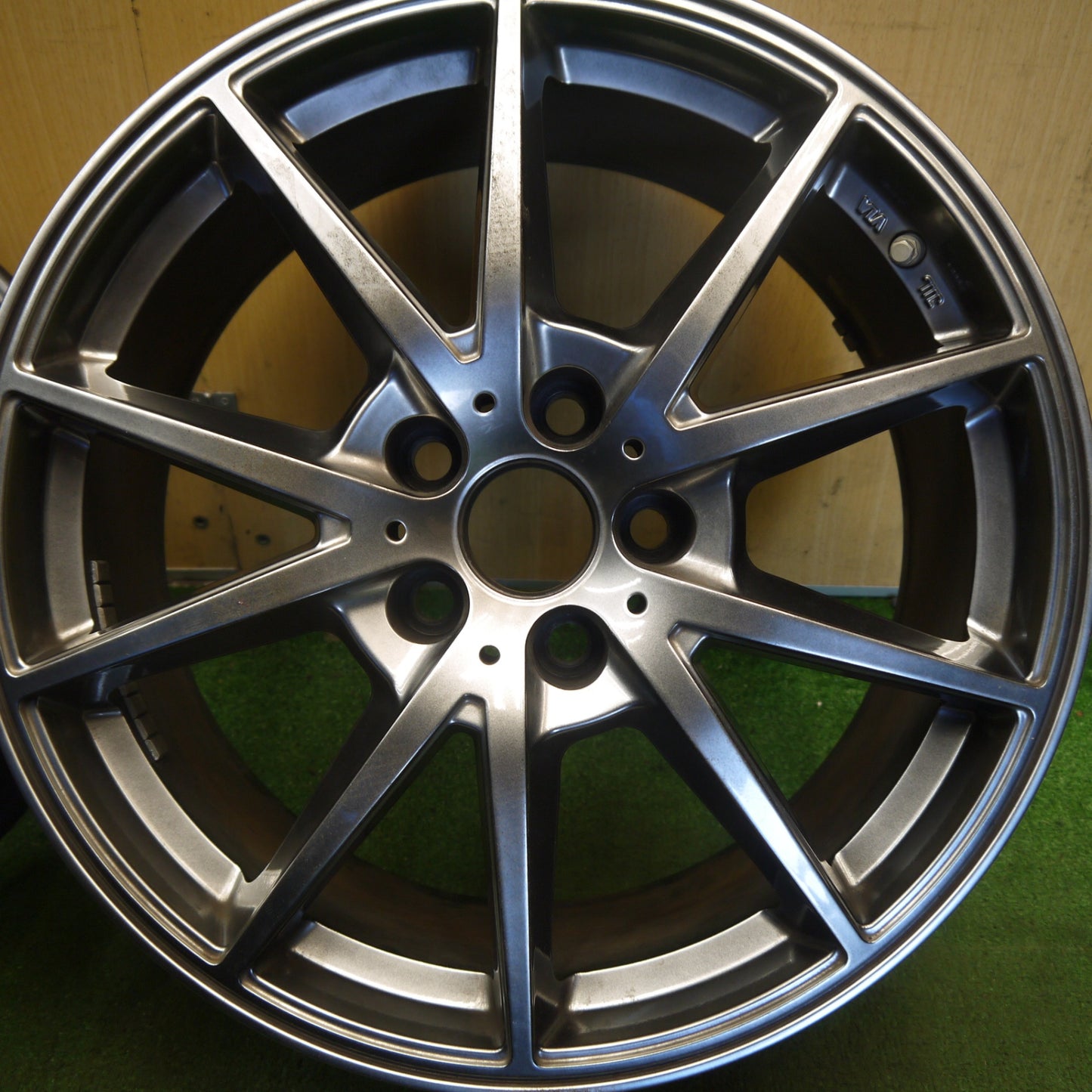 センサー付！キレイ★レクサス LF-SPORT 阿部商会 18インチ ホイール LFスポーツ 18×8J PCD114.3/5H★6061208Hホ