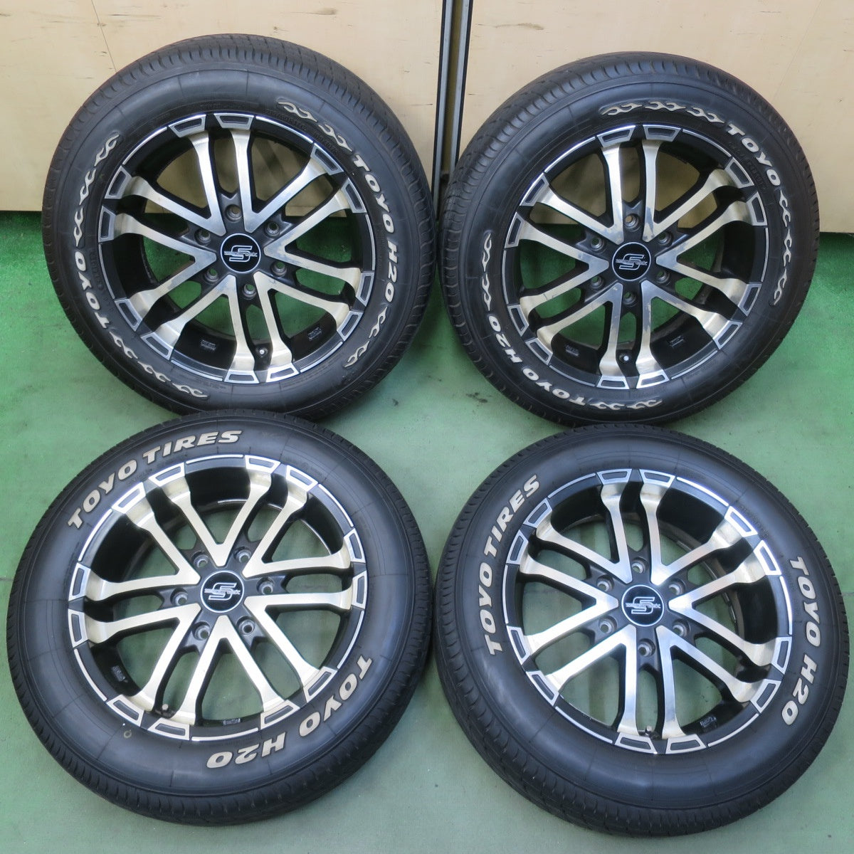 バリ溝！22年！9.5分◎ZERObreak S 215/60R17 109/107R トーヨー H20 ゼロブレイクS 17インチ PCD139.7/6H◎6072804イノ