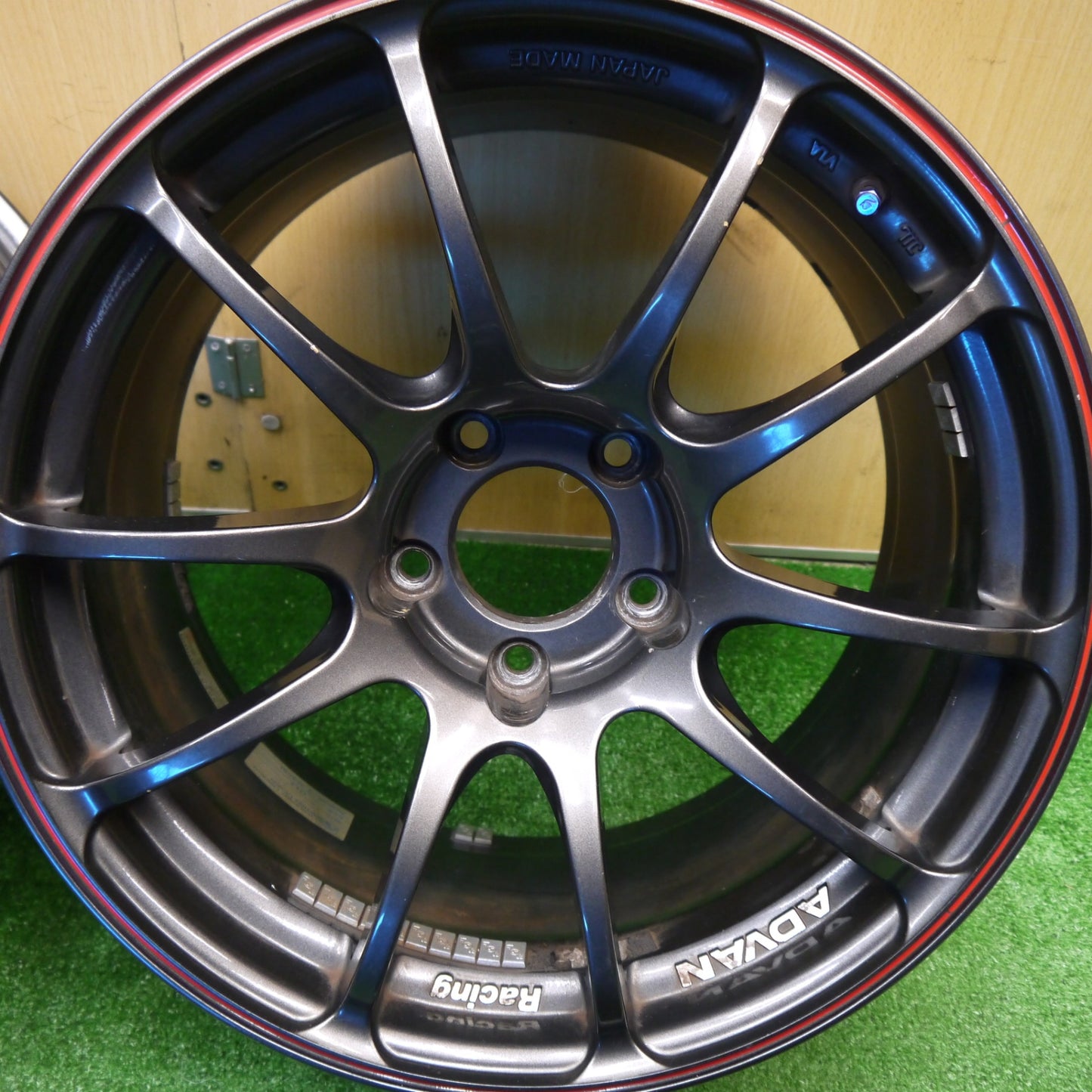 リムステッカー付き★ADVAN Racing RZ 17インチ ホイール 17×9J アドバン レーシング PCD114.3/5H★5102903Hホ