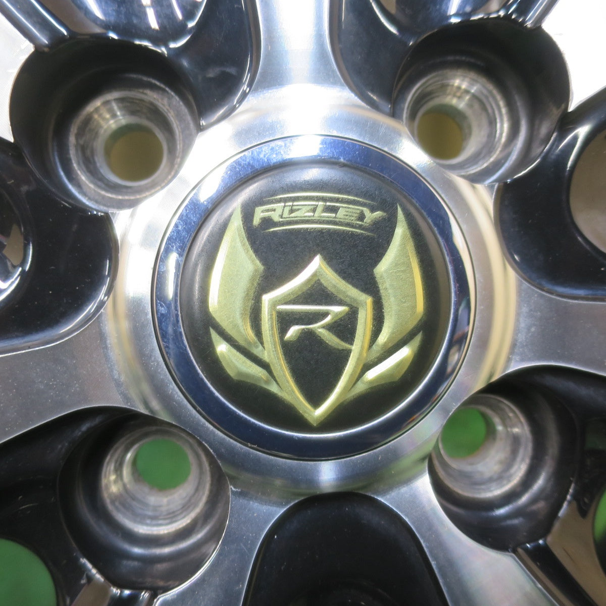 バリ溝！24年！キレイ！ほぼ10分★スタッドレス 155/65R14 ダンロップ ウインターマックス WM02 RiZLEY ライツレー 14インチ PCD100/4H★6012703イス