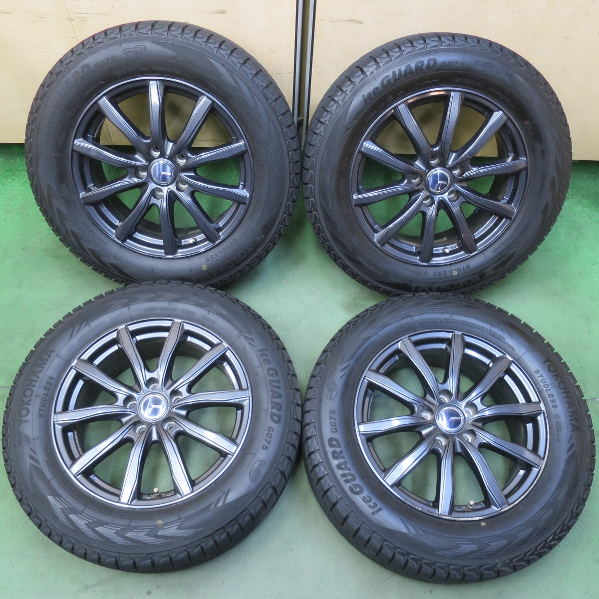 キレイ◎スタッドレス 225/65R17 ヨコハマ アイスガード G075 D.O.S. DOS 17インチ PCD114.3/5H◎6072301イス