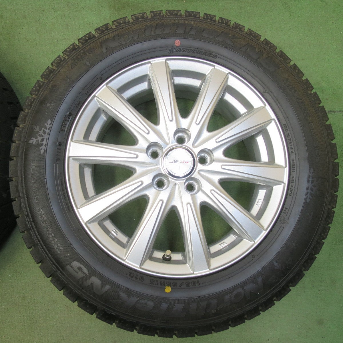 超バリ溝！23年！キレイ！ほぼ10分★プリウス 等 195/65R15 スタッドレス オートバックス ノーストレック N5 JOKER ジョーカー 15インチ PCD100/5H★6060410イス
