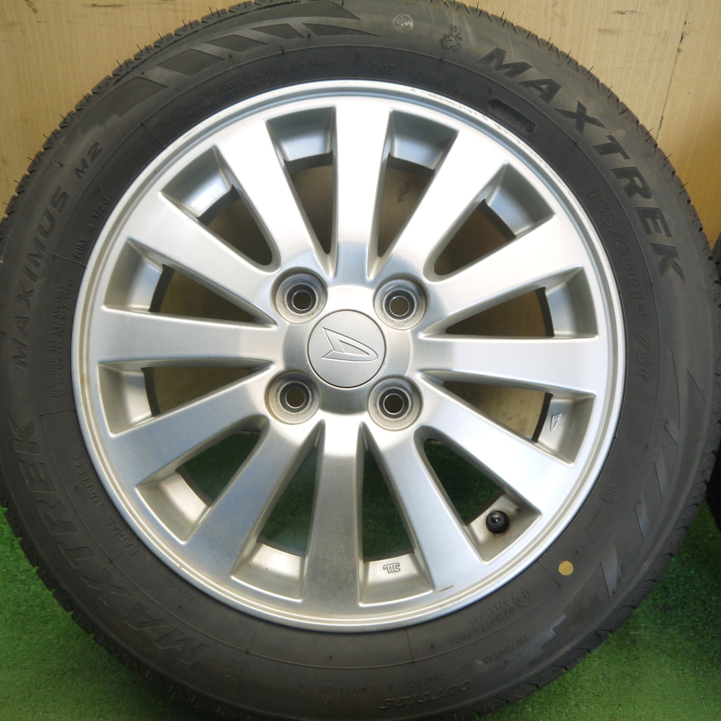 バリ溝！24年！8.5分◎ダイハツ ムーヴ コンテ ミライース 等 純正 155/65R14 マックストレック MAXIMUS M2 14インチ PCD100/4H◎6071308Hノ