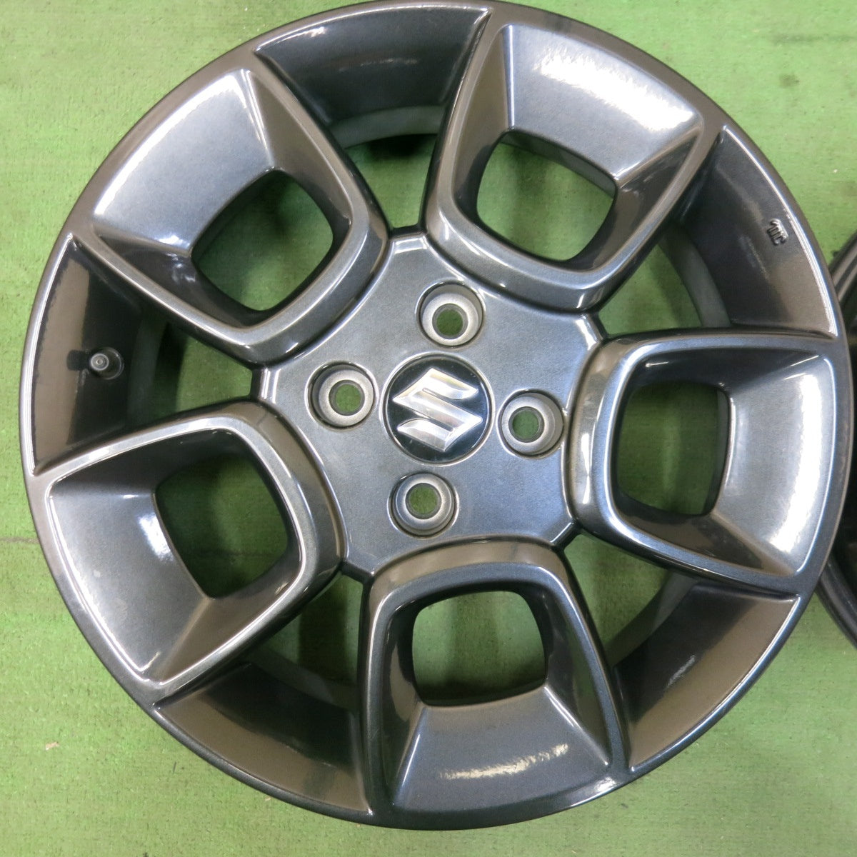 4本価格★スズキ クロスビー イグニス 純正 ホイール 16インチ 16×5J PCD100/4H★5061911SYホ