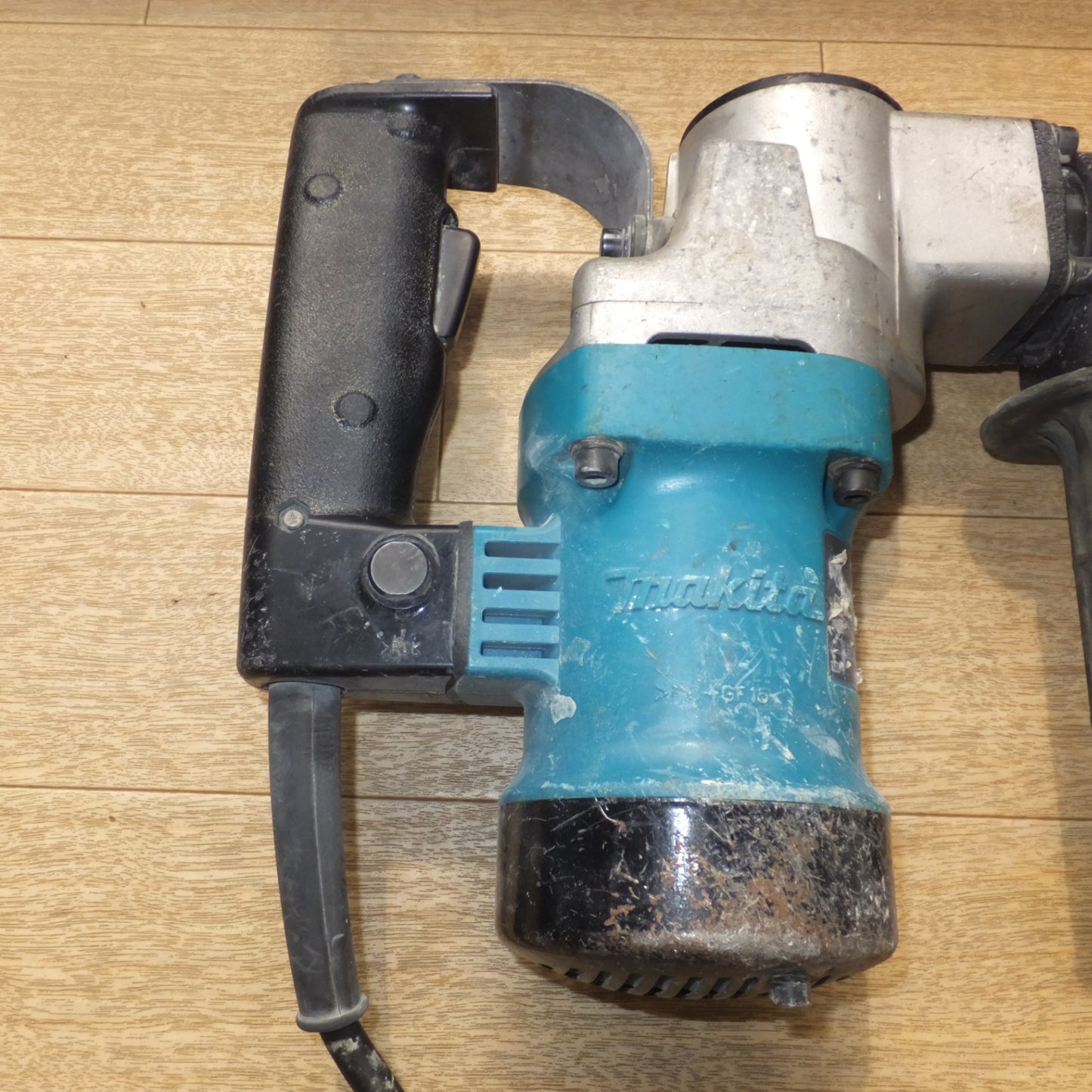 [送料無料] ★マキタ makita 電動ハンマ HM0810　100V～ 11A 50-60Hz 1050W★
