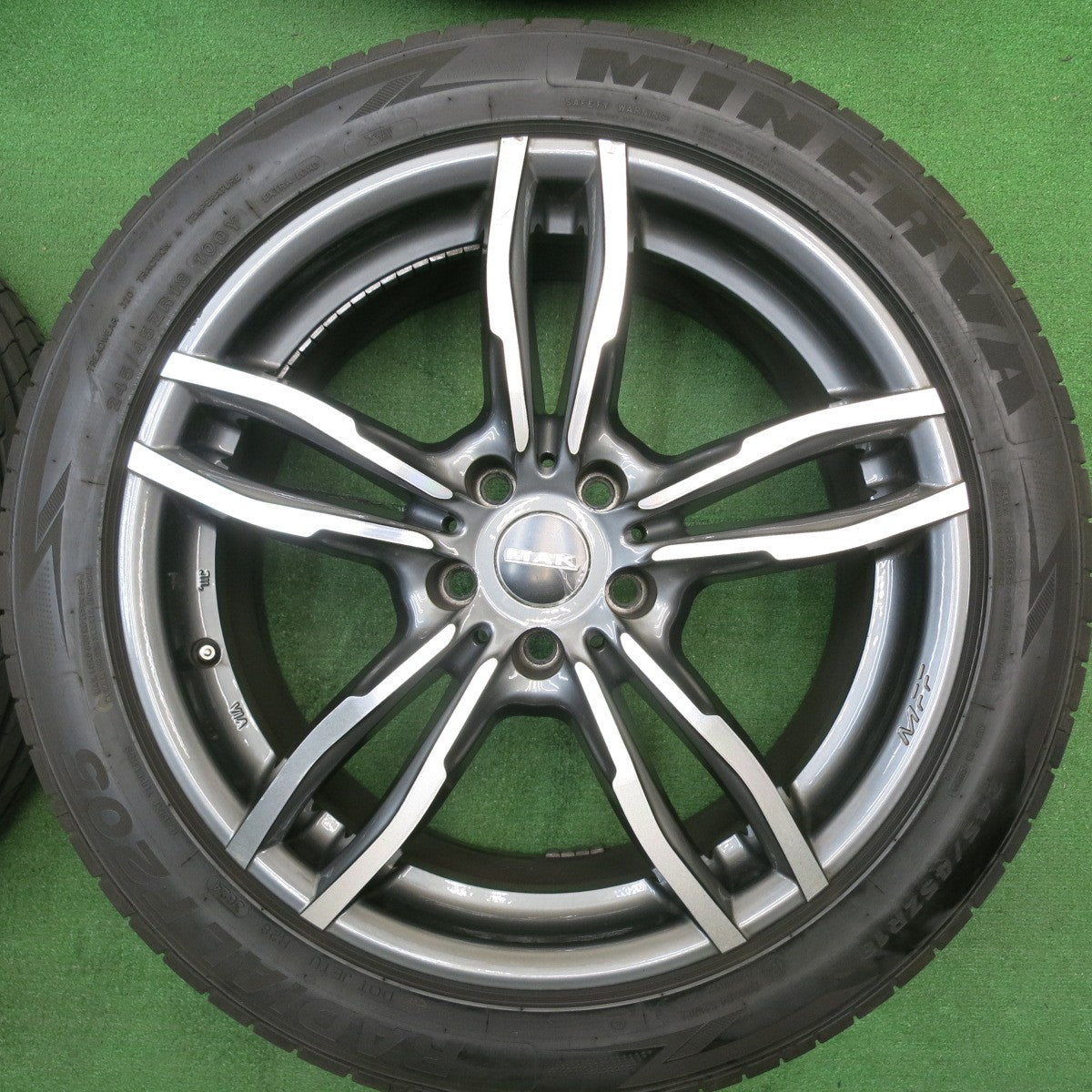 バリ溝！24年！9分★BMW 等 MAK LUFT FF 245/45R18 ミネルバ ラジアル F205 18インチ PCD112/5H★5042202TNノ