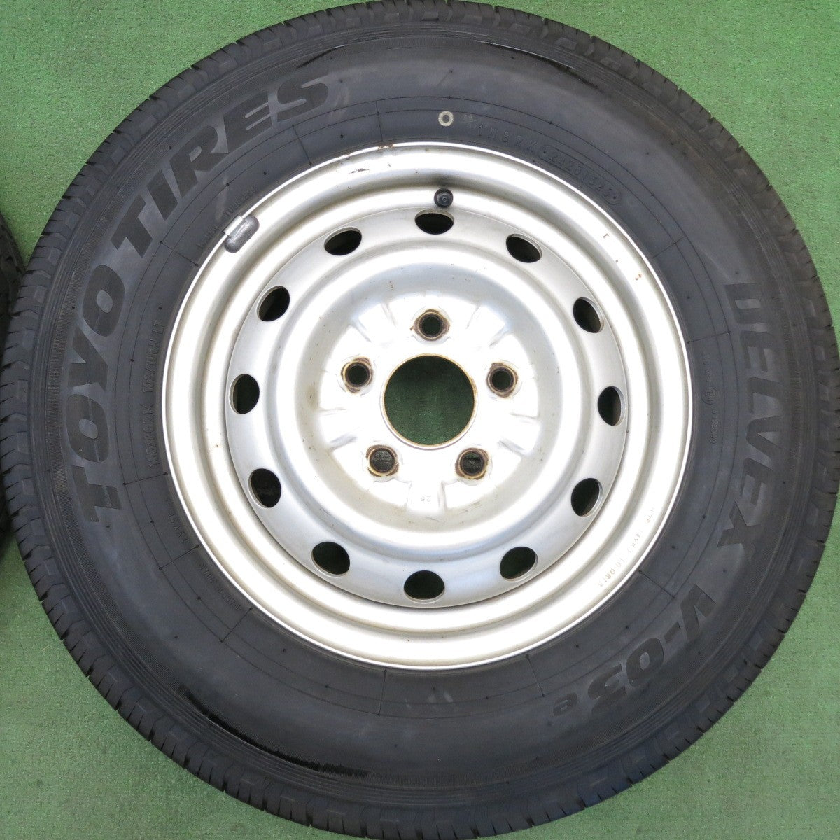 バリ溝！25年！9.5分◎185/80R14 102/100N トーヨー デルベックス V-03e スチール ホイール 14インチ DELVEX PCD114.3/5H◎6073004HAノ