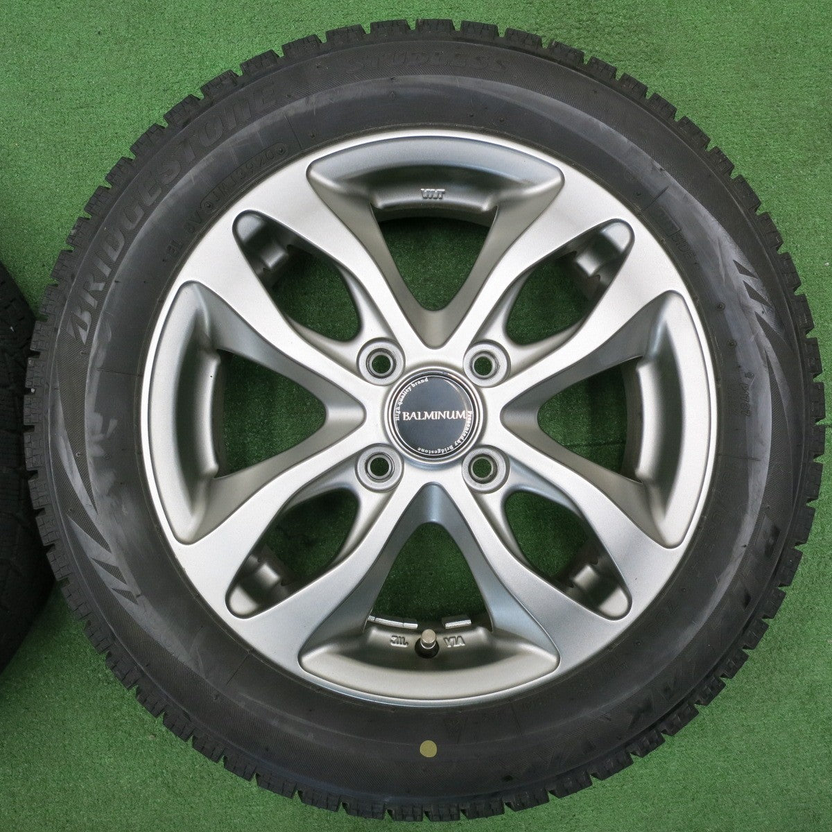 [送料無料] バリ溝！キレイ！8.5分★スタッドレス 155/65R14 ブリヂストン ブリザック VRX BALMINUM バルミナ 14インチ PCD100/4H★5010405NJス