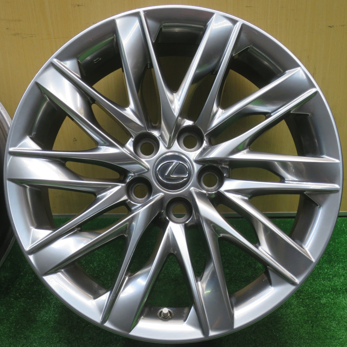 キレイ★レクサス LS バージョンL 純正 ホイール 19インチ 19×8J PCD120/5H★5102402NJホ