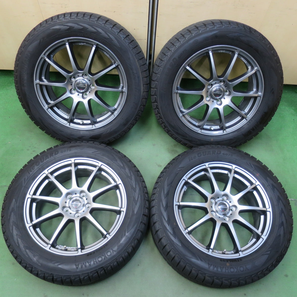 バリ溝！23年！キレイ！9.5分★スタッドレス 235/60R18 ヨコハマ アイスガード G075 SCHNEIDER MiD シュナイダー 18インチ PCD114.3/5H★6032604イス