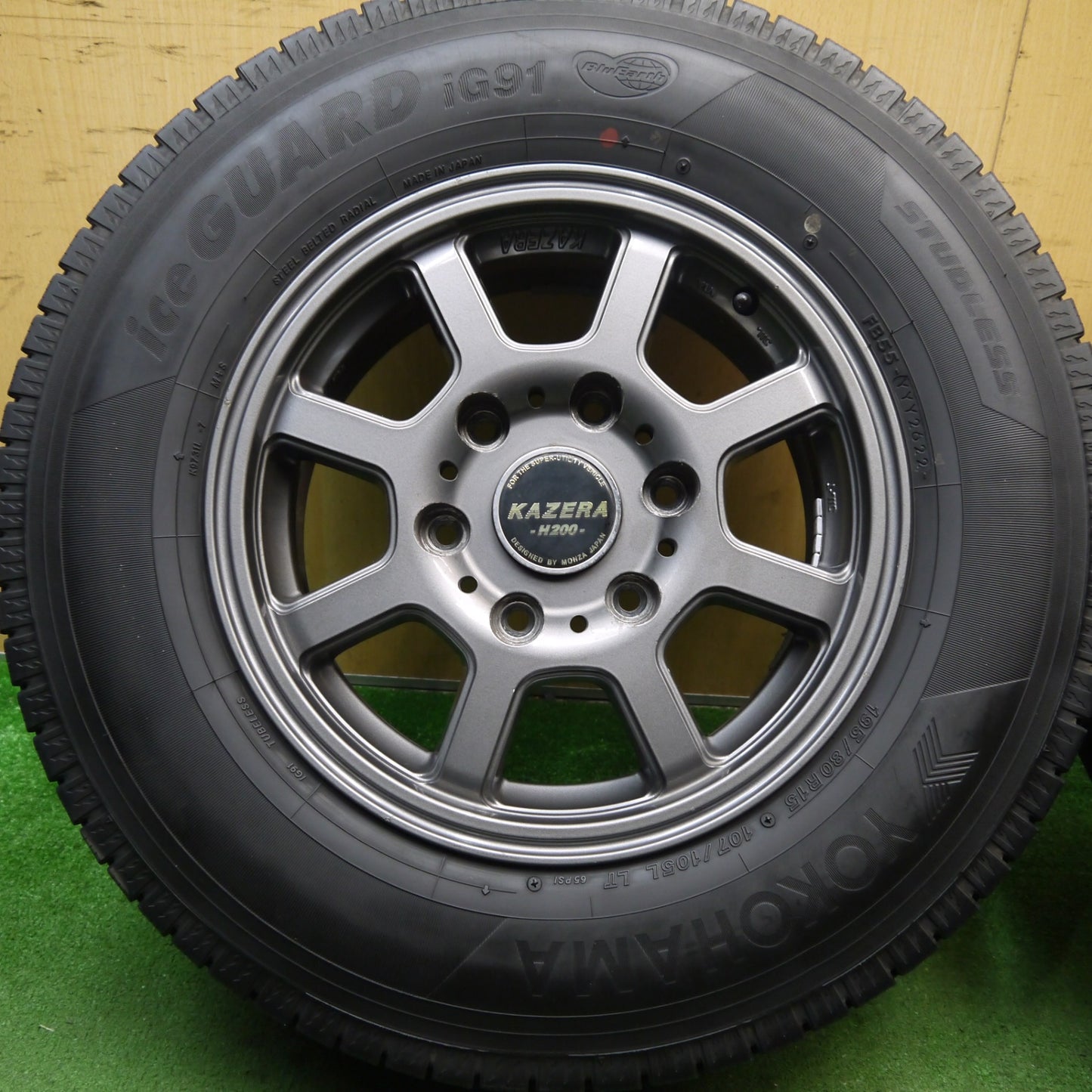 4本価格！22年★ハイエース 等 スタッドレス 195/80R15 107/105L ヨコハマ アイスガード iG91 KAZERA H200 カゼラ 15インチ PCD139.7/6H★5071603Hス
