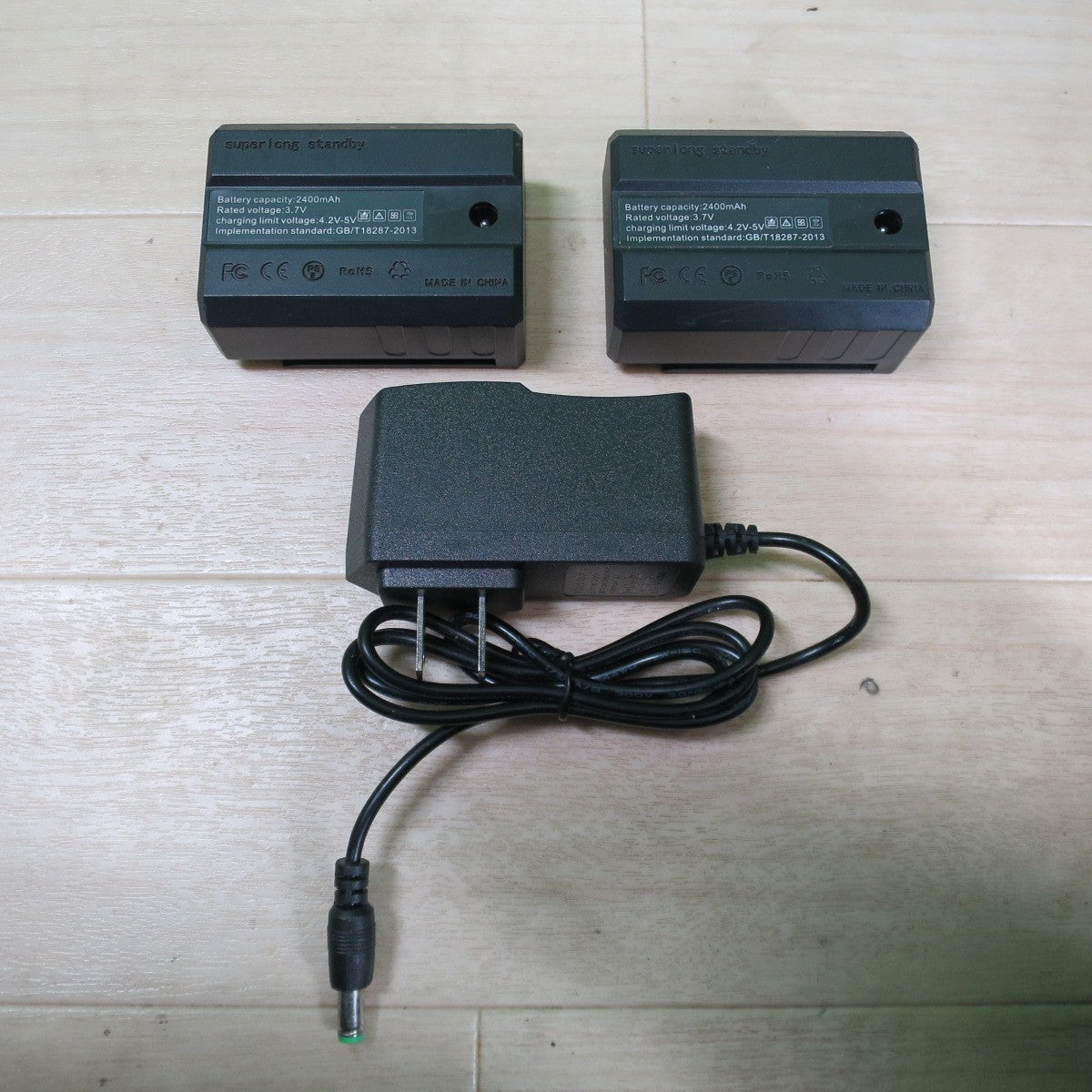 [送料無料] キレイ！バッテリー2個付き☆Seesii レーザー墨出し器 MKS12F-G 電動 工具 墨出器 水平 器 垂直 建築 シーシー☆