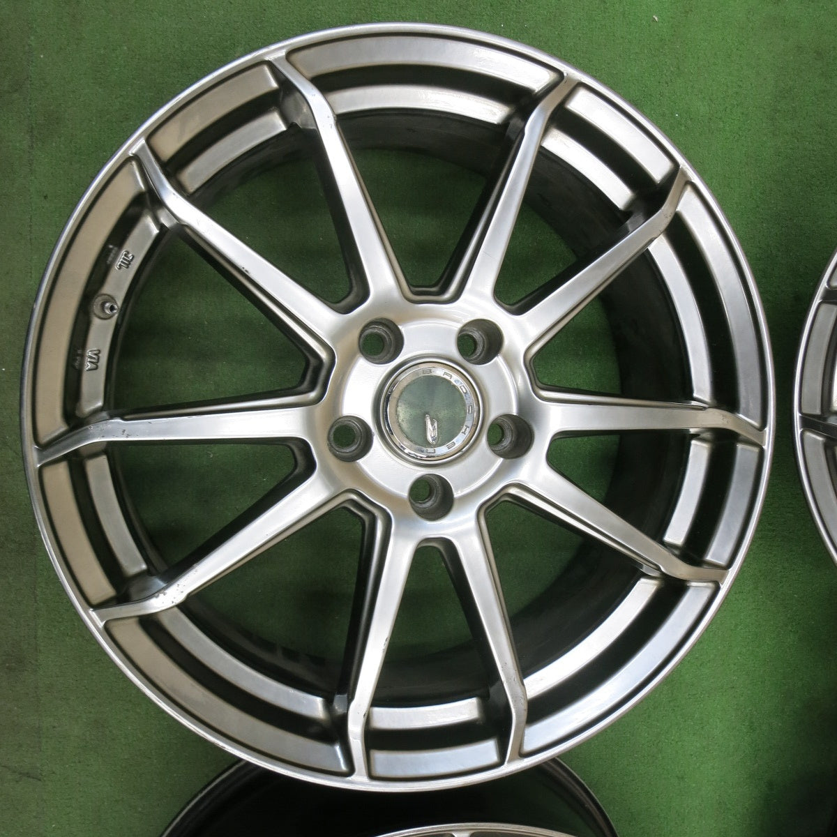 4本価格★BROCKEN ES01 18インチ ホイール ブロッケン 18×7J PCD114.3/5H★6011903ナホ
