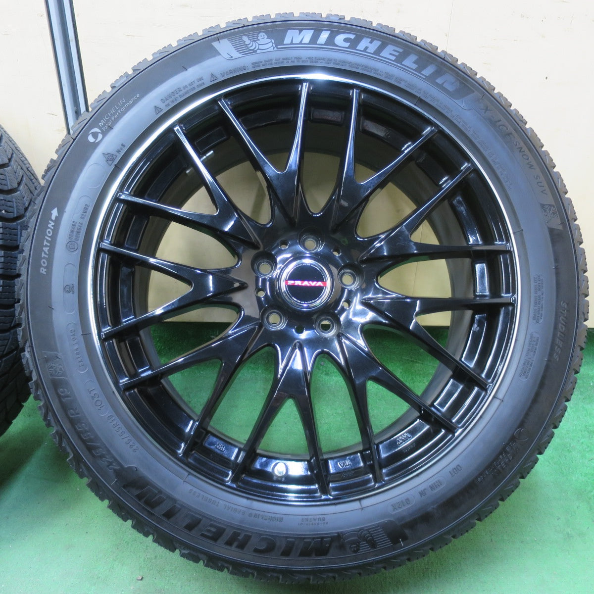 バリ溝！22年！キレイ！9分★スタッドレス 225/55R19 ミシュラン X-ICE SNOW SUV PRAVA プラバ 19インチ PCD114.3/5H★5081604イス