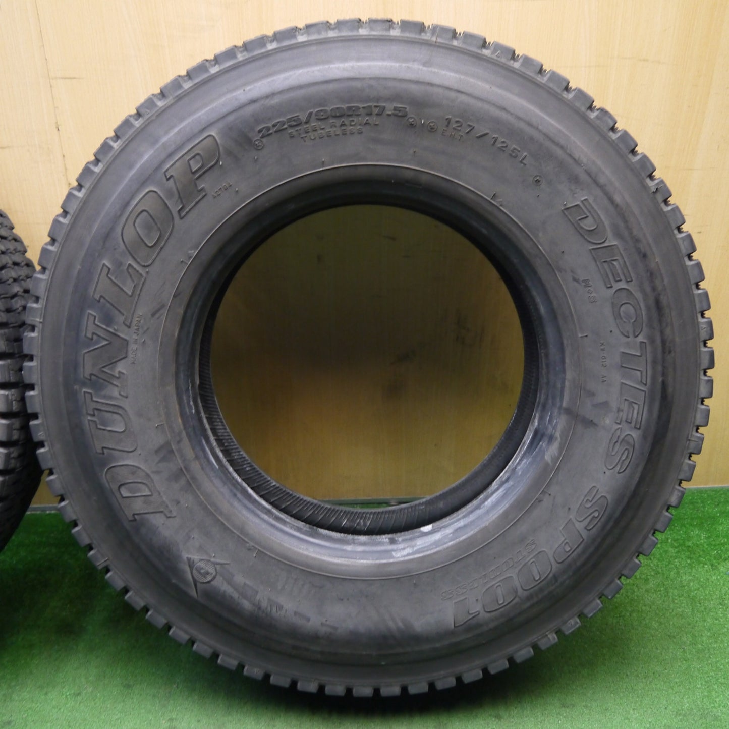 2本価格★トラック タイヤ 225/90R17.5 127/125L スタッドレス ダンロップ デクテス SP001 17.5インチ★5061203KKスタ