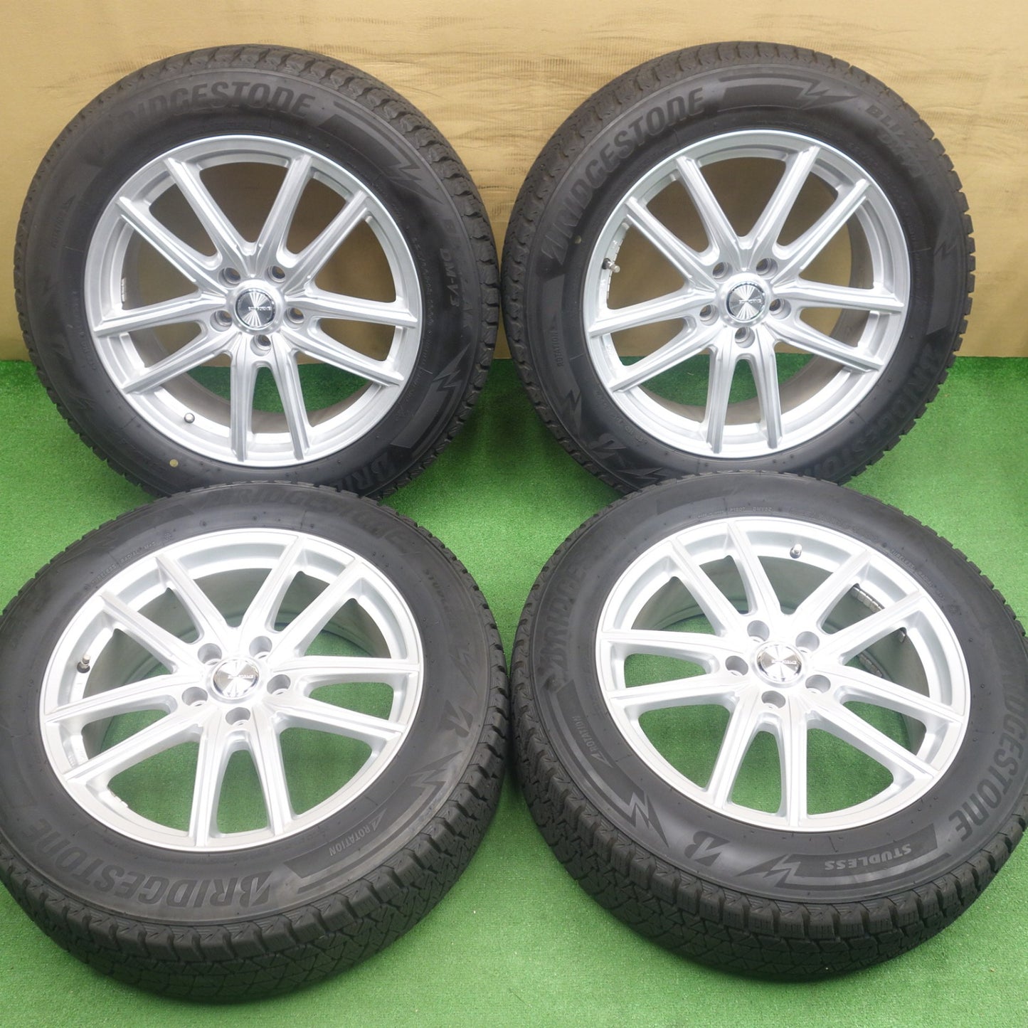 バリ溝！22年！キレイ！9分◎スタッドレス 225/60R18 ブリヂストン ブリザック DM-V3 ECO FORME SE-20 エコフォルム 18インチ PCD114.3/5H◎6070401KTス