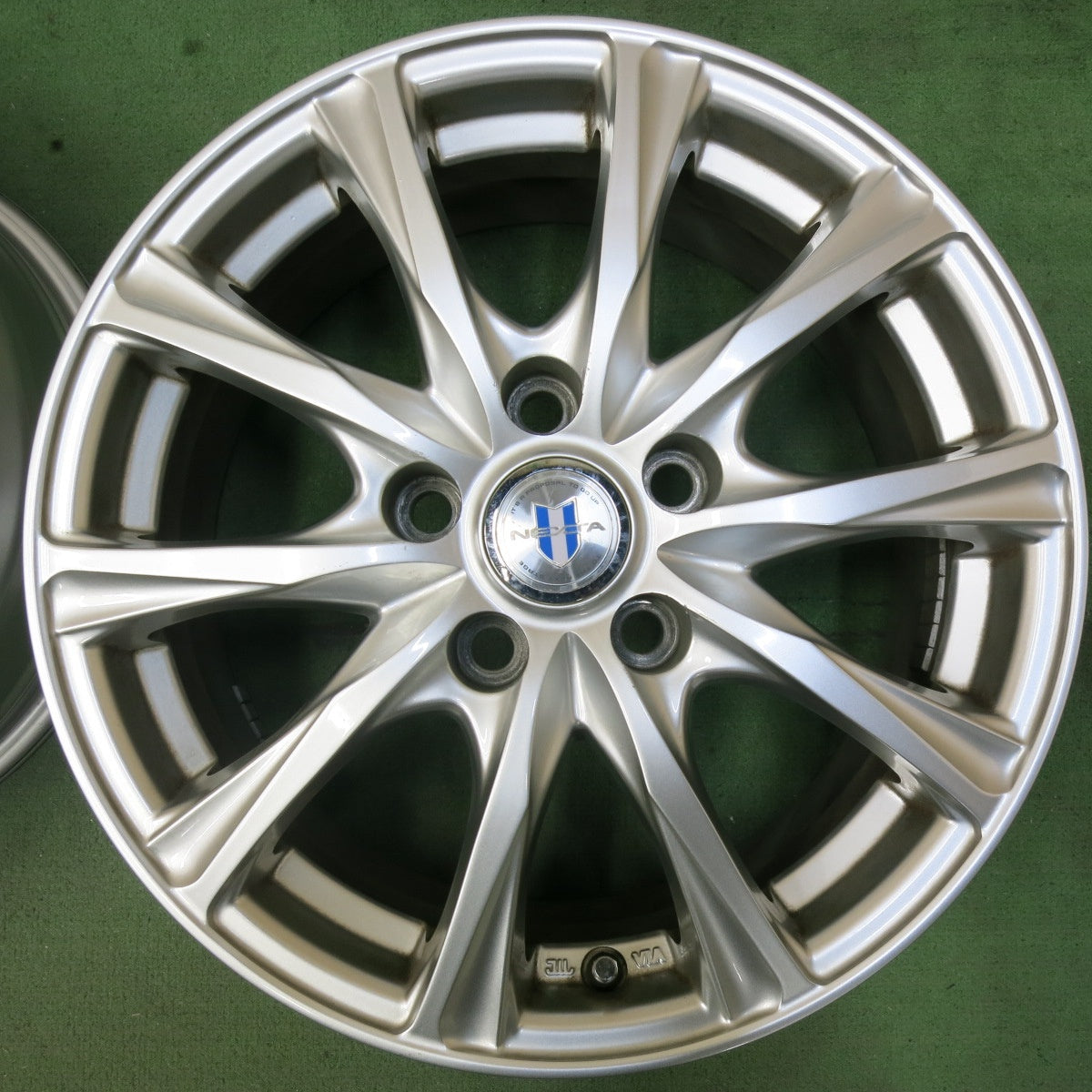 4本価格★NEXTA weds 16インチ ホイール ネクスタ ウェッズ 16×6.5J PCD114.3/5H★5061305SYホ